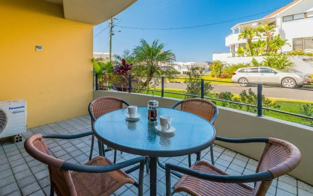 1 Bedroom Garden Apt in The Cove Yamba 1 Bedroom Garden Apt in The Cove Yamba