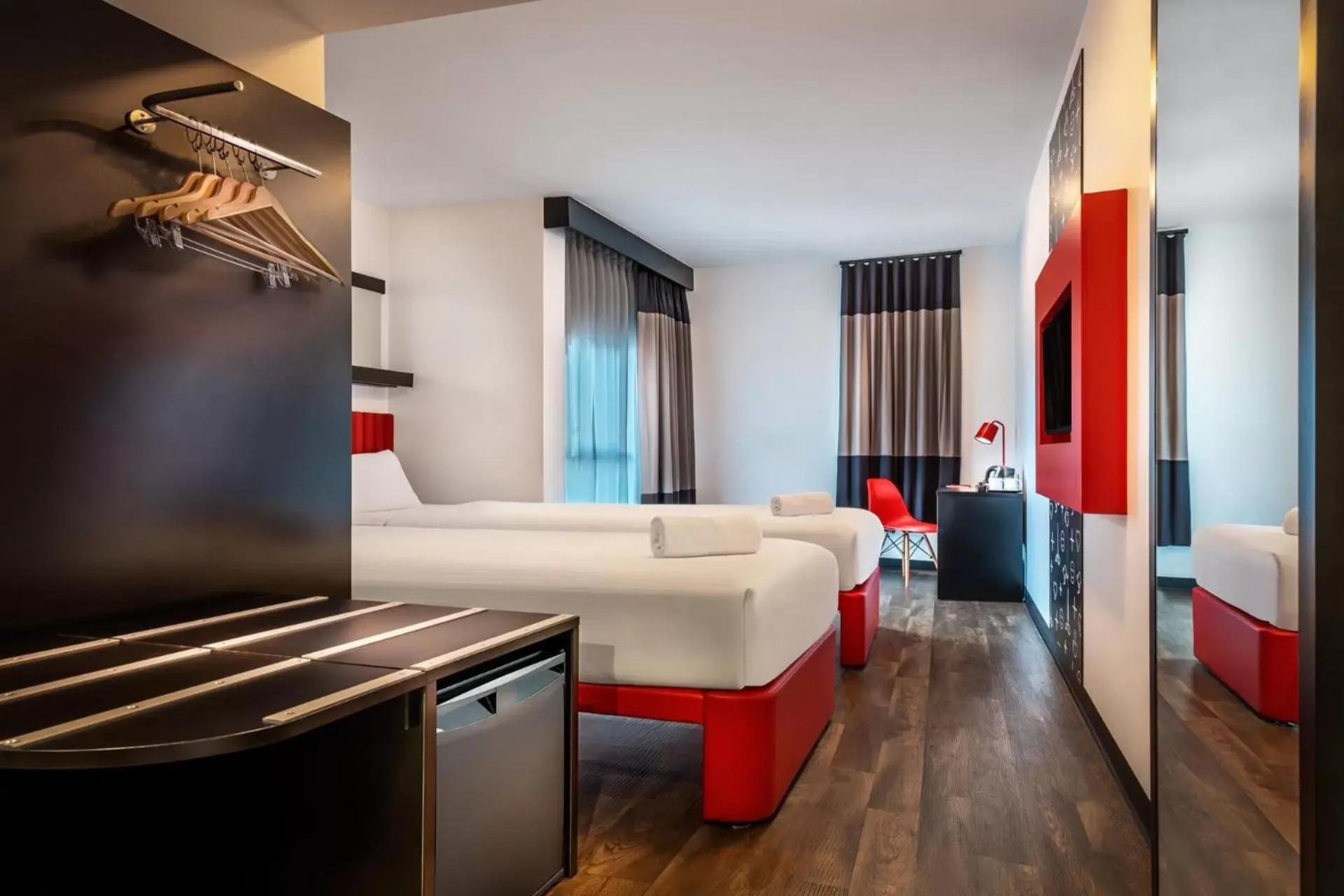 Bedroom, Bed in Essence Hotel Carlton Bedroom, Bed in Essence Hotel Carlton