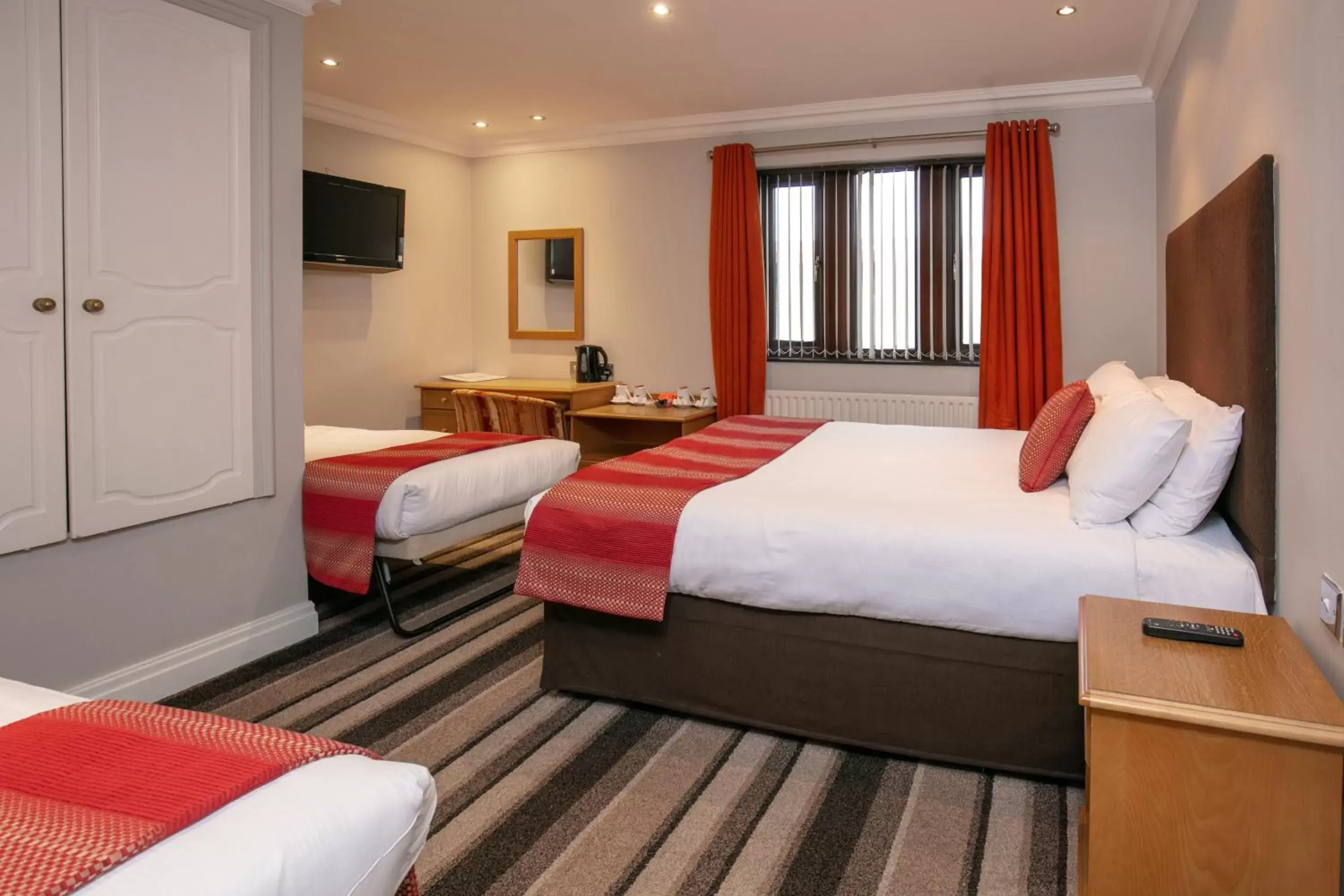 Bedroom, Bed in Best Western Bradford Guide Post Hotel