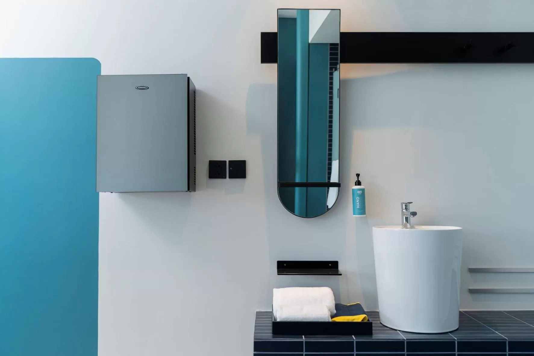 Toilet in GO Hotel Bowin at Robinson Lifestyle Bowin