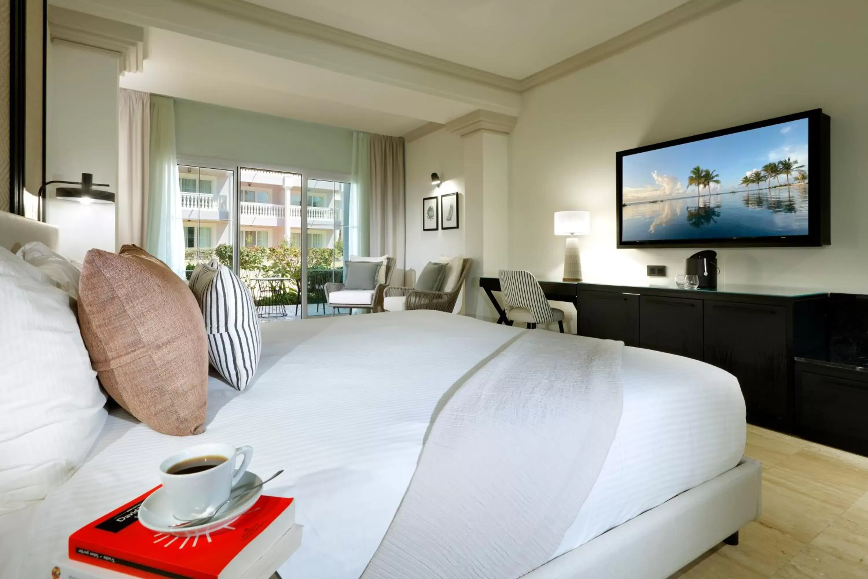 Bed in Grand Palladium Jamaica Resort & Spa All Inclusive Bed in Grand Palladium Jamaica Resort & Spa All Inclusive