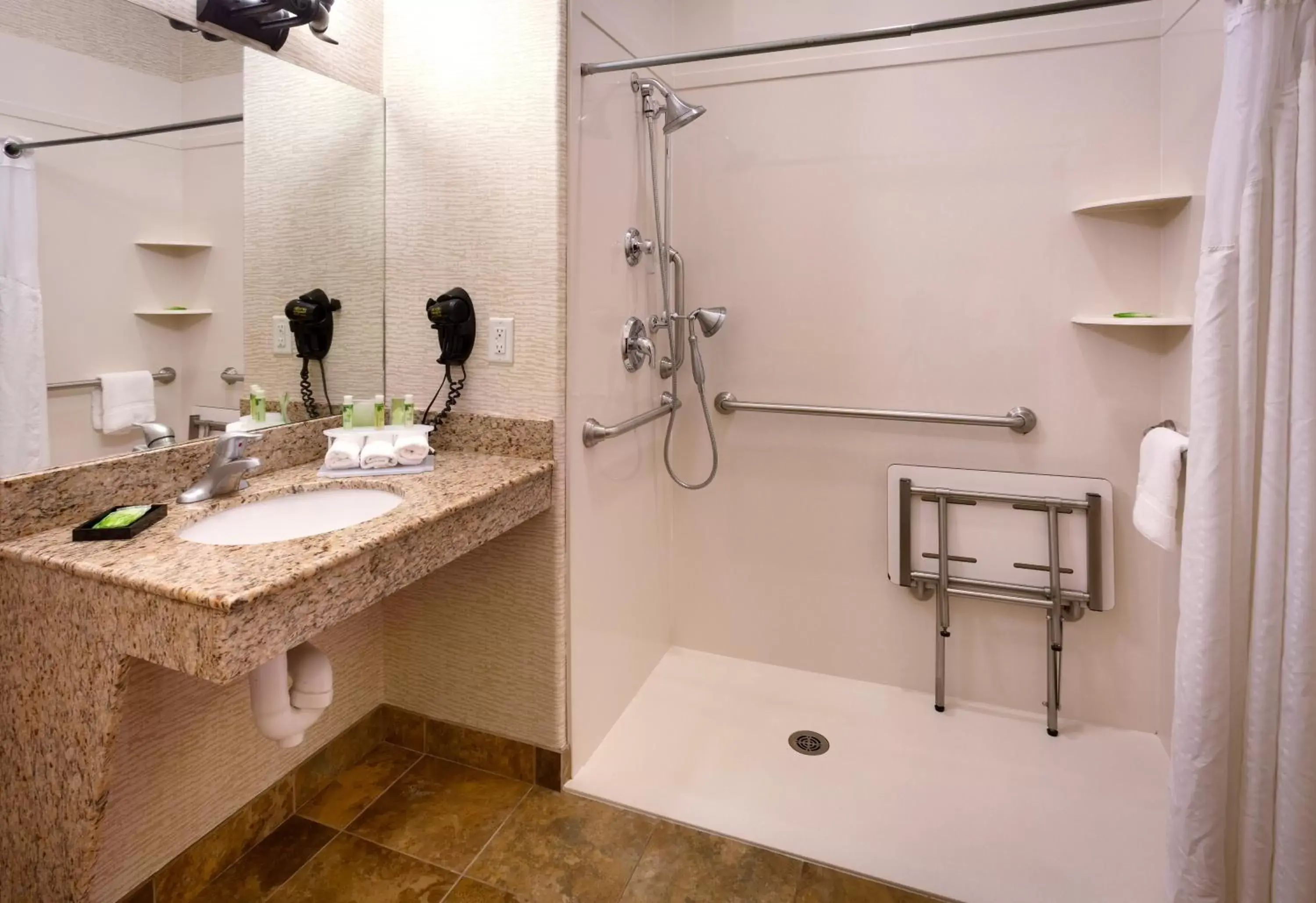 Bathroom in Holiday Inn Express & Suites Kanab, an IHG Hotel