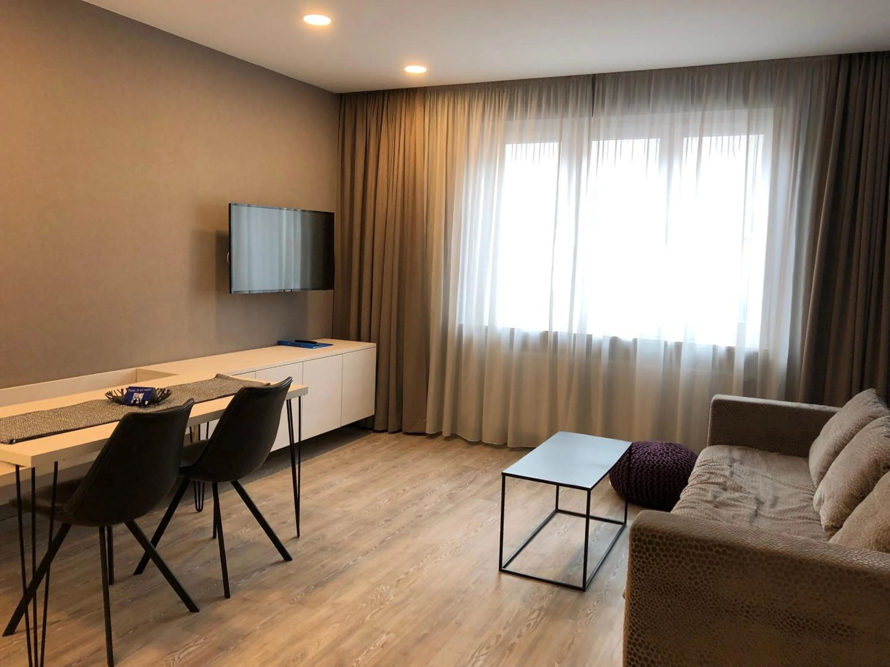 Communal lounge/ TV room in Belle Blue Zentrum