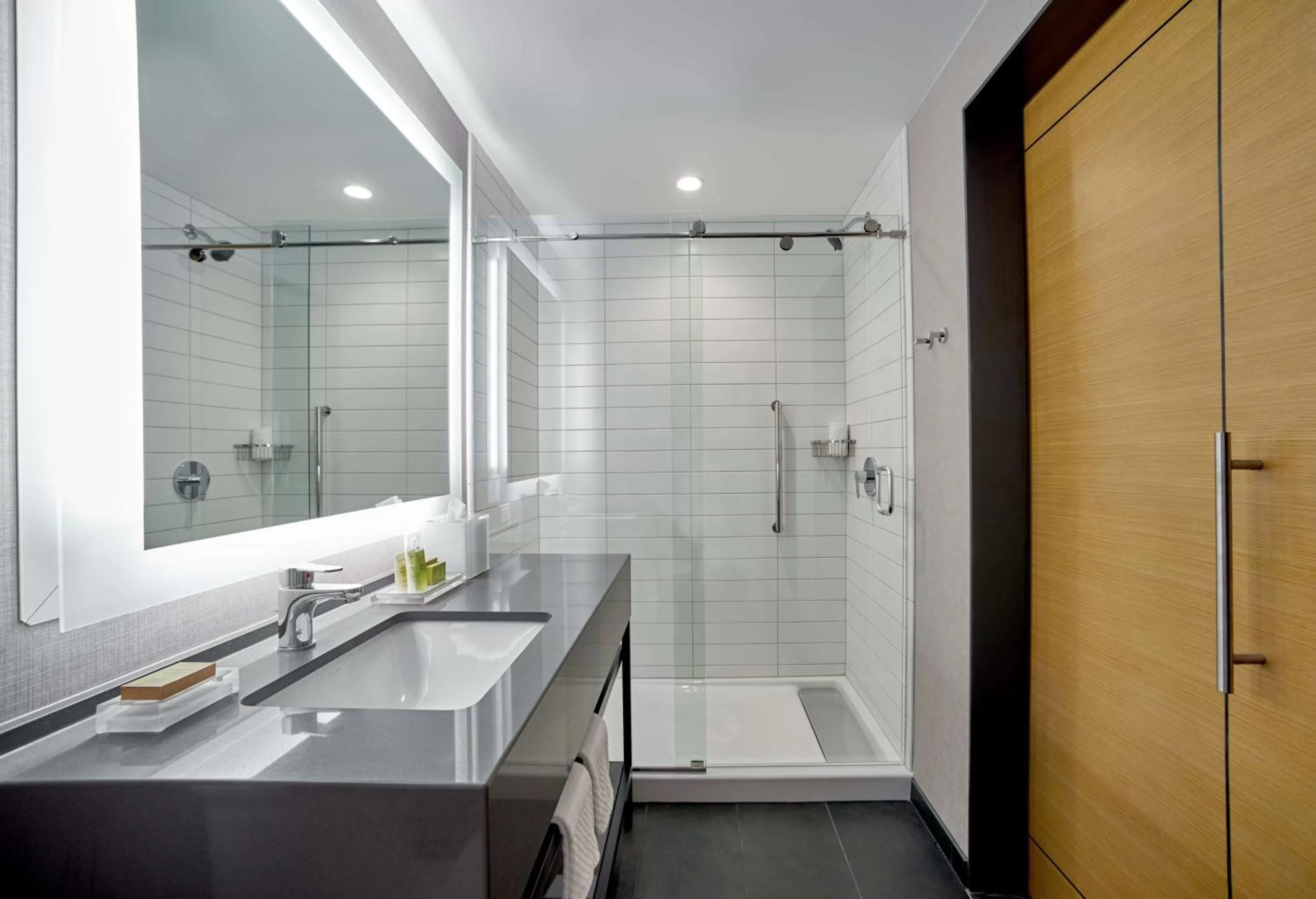 Bathroom in Hilton Des Moines Downtown