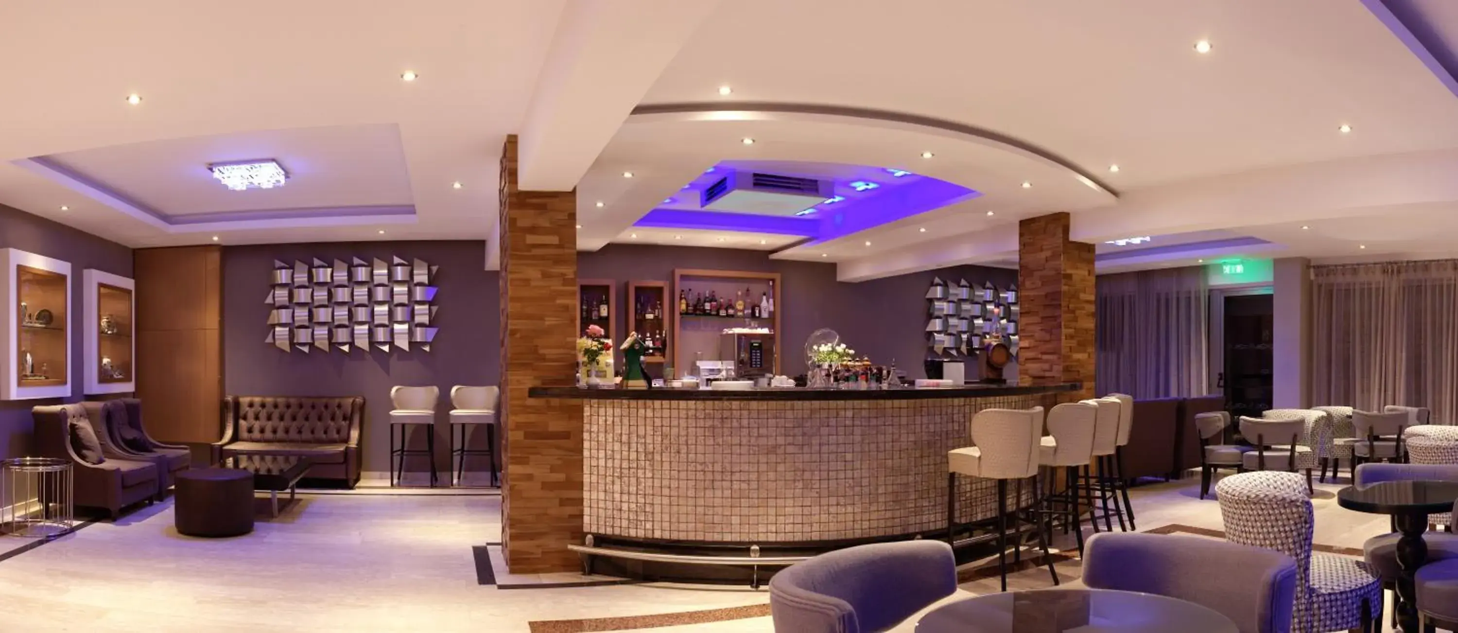 Lounge or bar in Asterias Beach Hotel