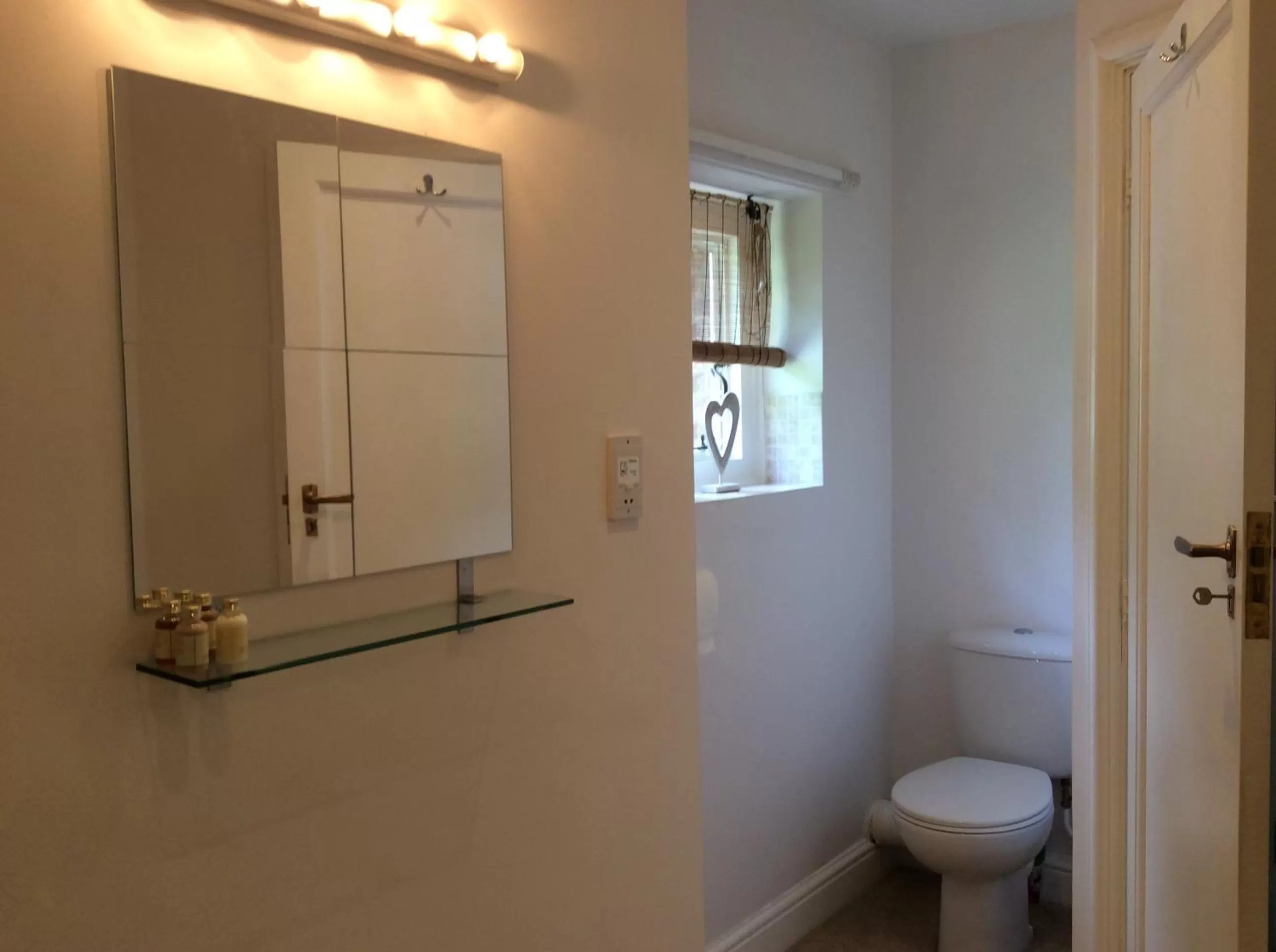 Bathroom in Beightons Bed and Breakfast