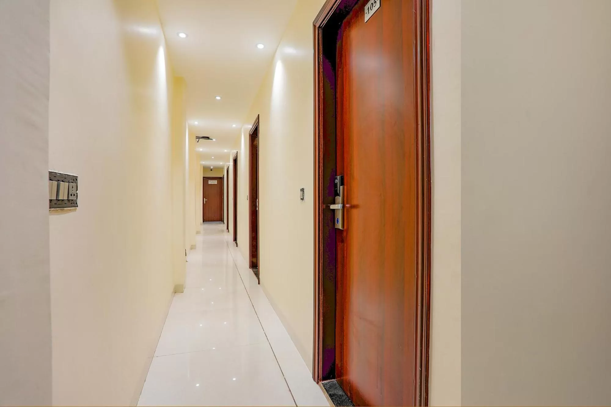 Lobby or reception in FabHotel Day2Day