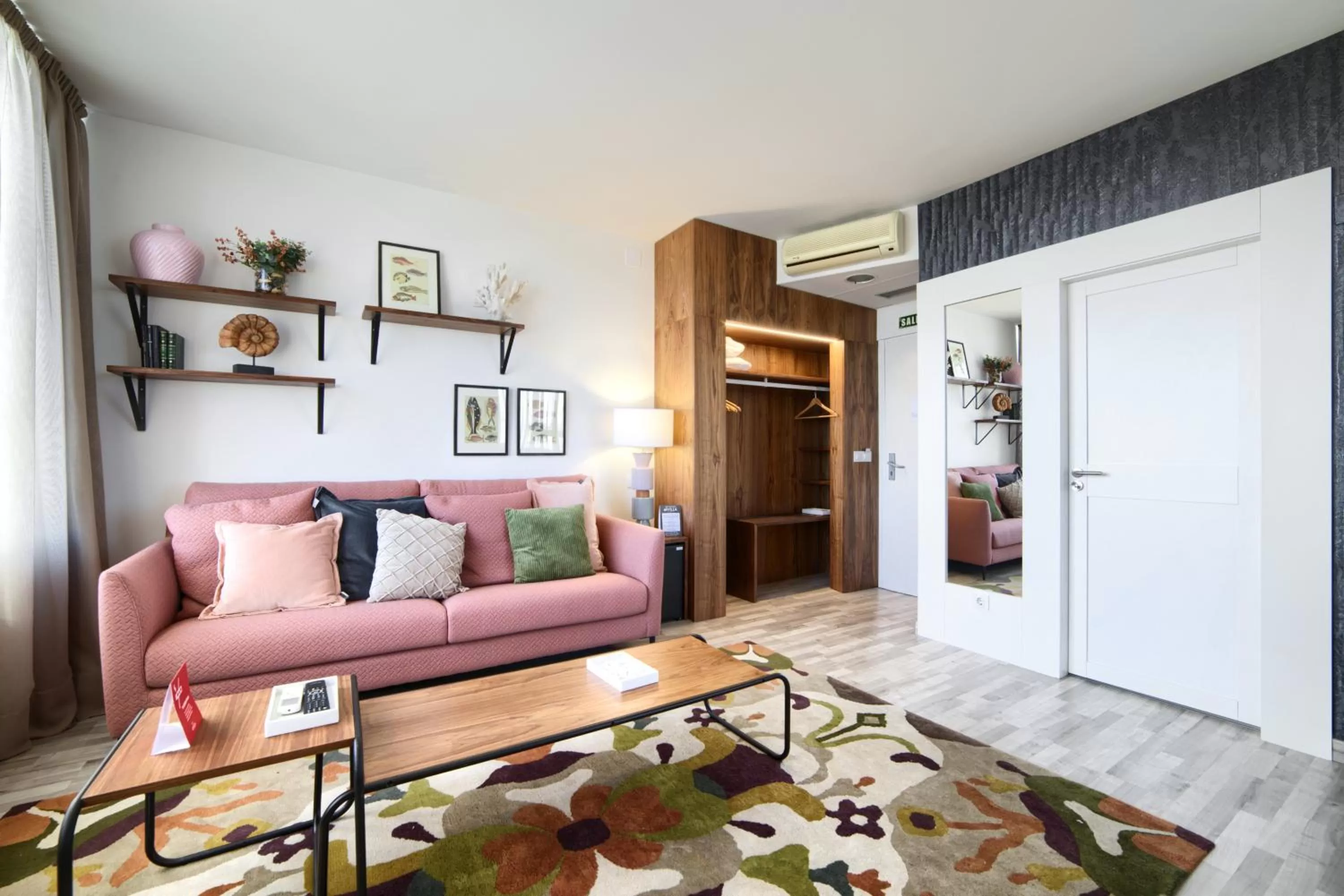 Living room in Hotel Luze El Villa