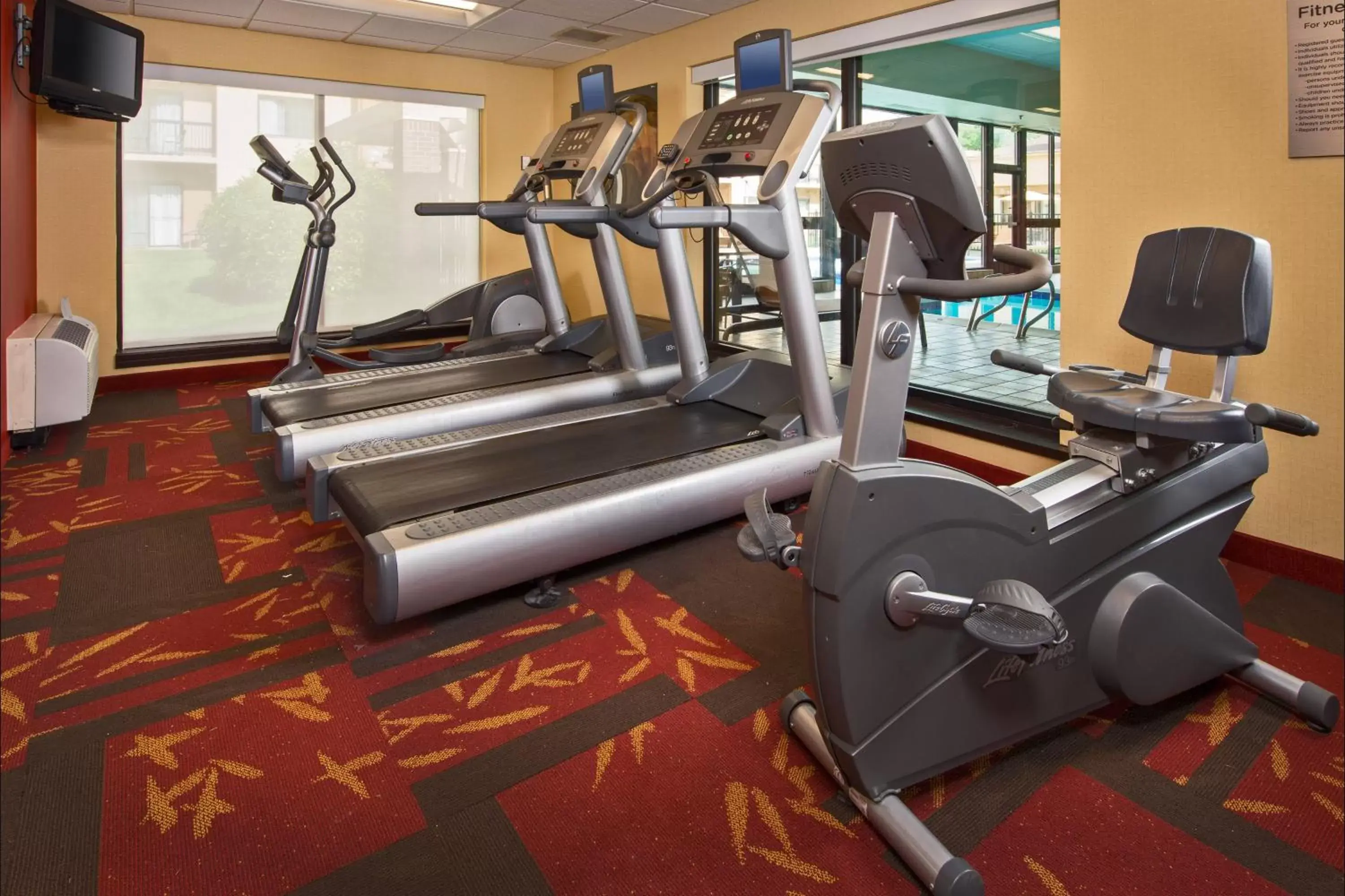 Fitness centre/facilities, Fitness Center/Facilities in Courtyard Williamsburg - Busch Gardens