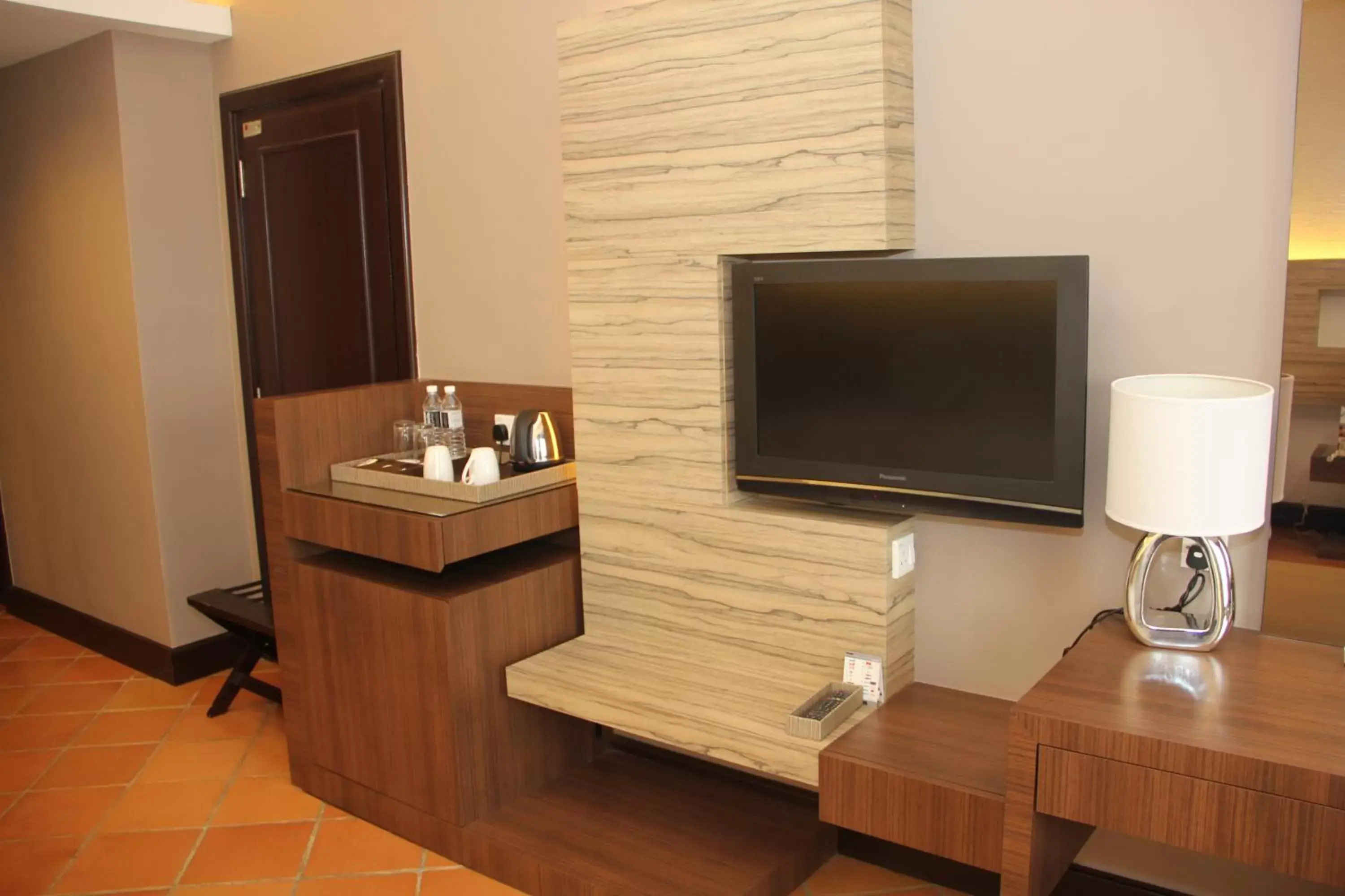 TV and multimedia, TV/Entertainment Center in Thistle Port Dickson