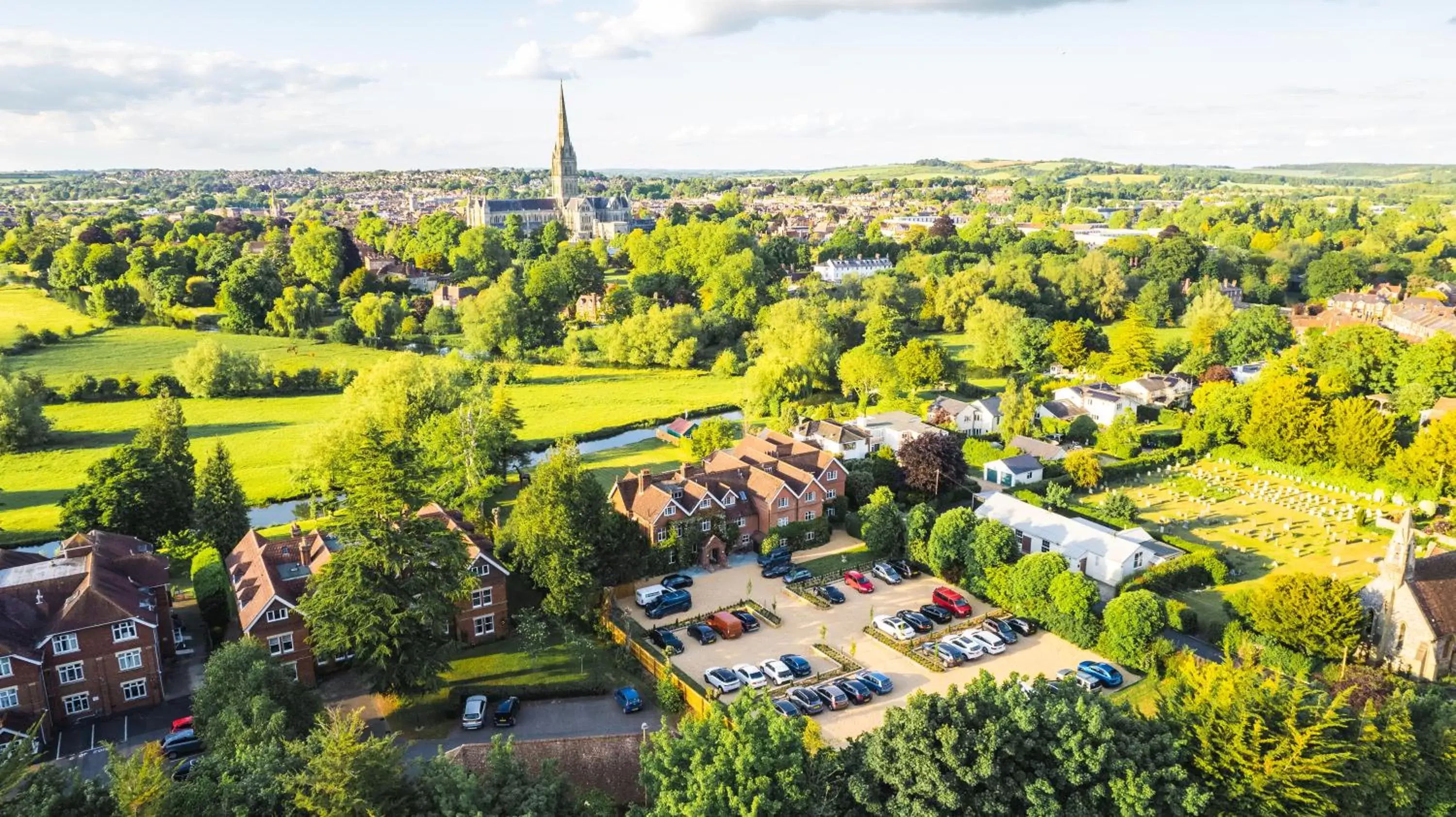 Property building, Bird's-eye View in The Riverside