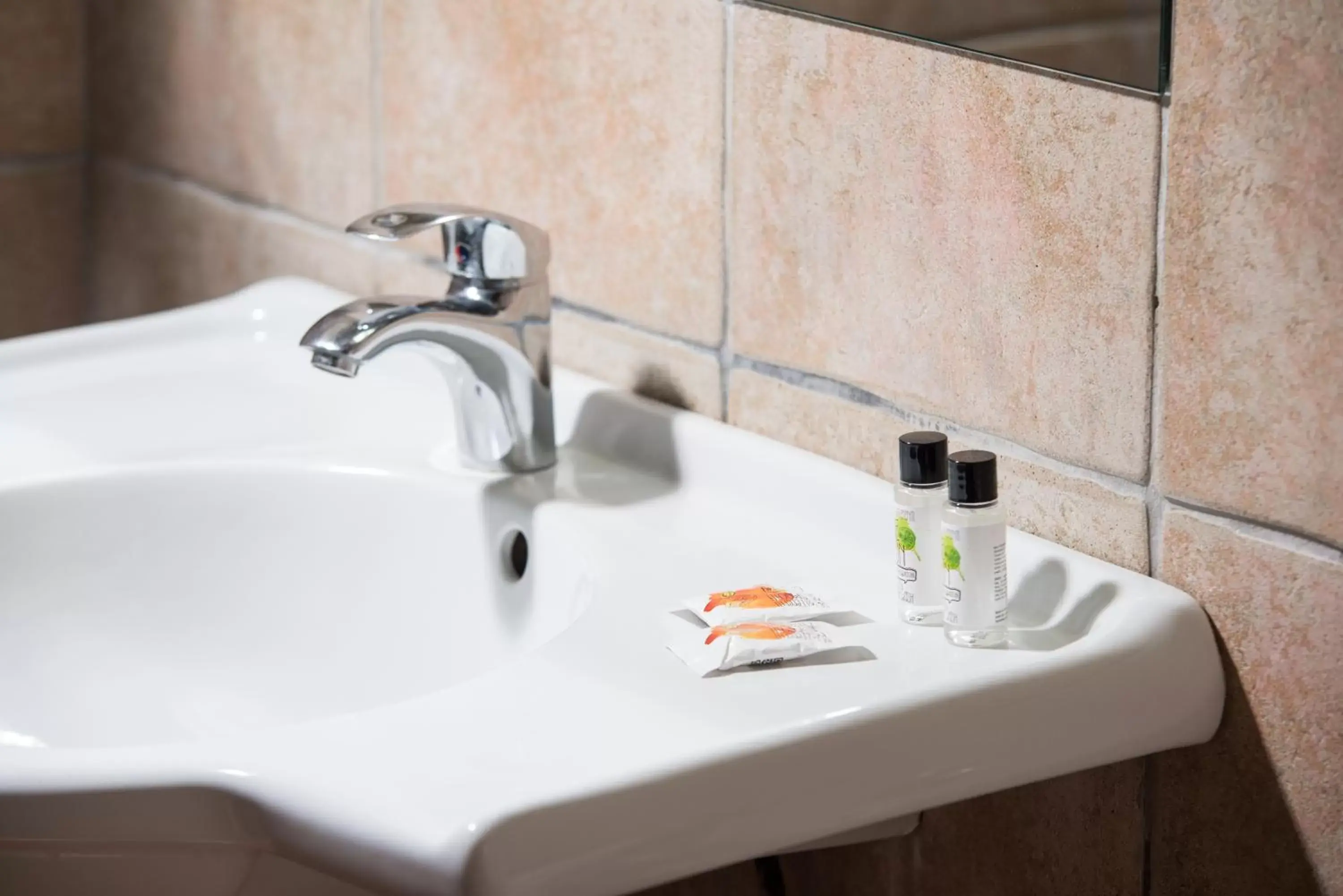 Bathroom in Hotel Aigli