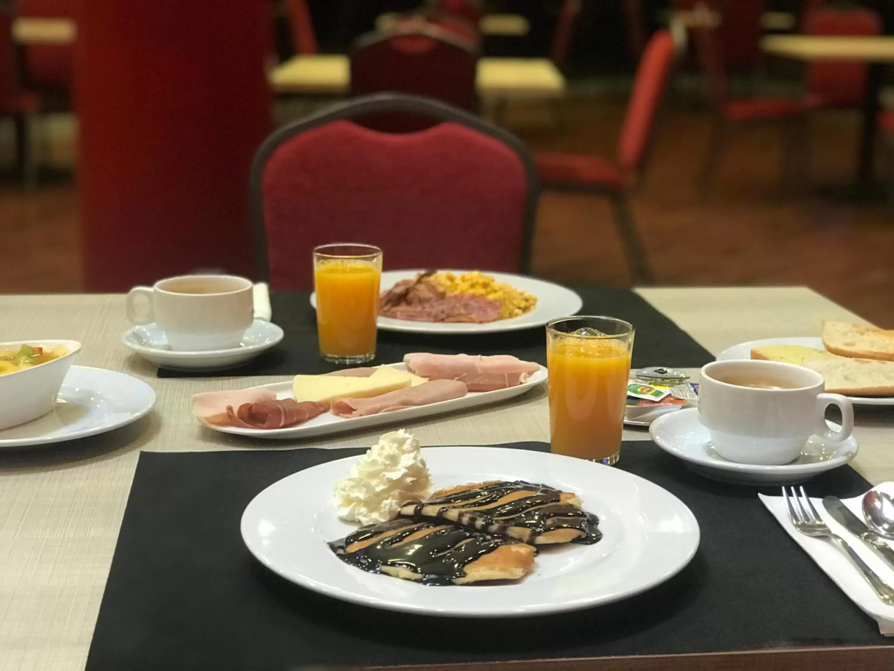 Breakfast in Hotel Palacio del Mar