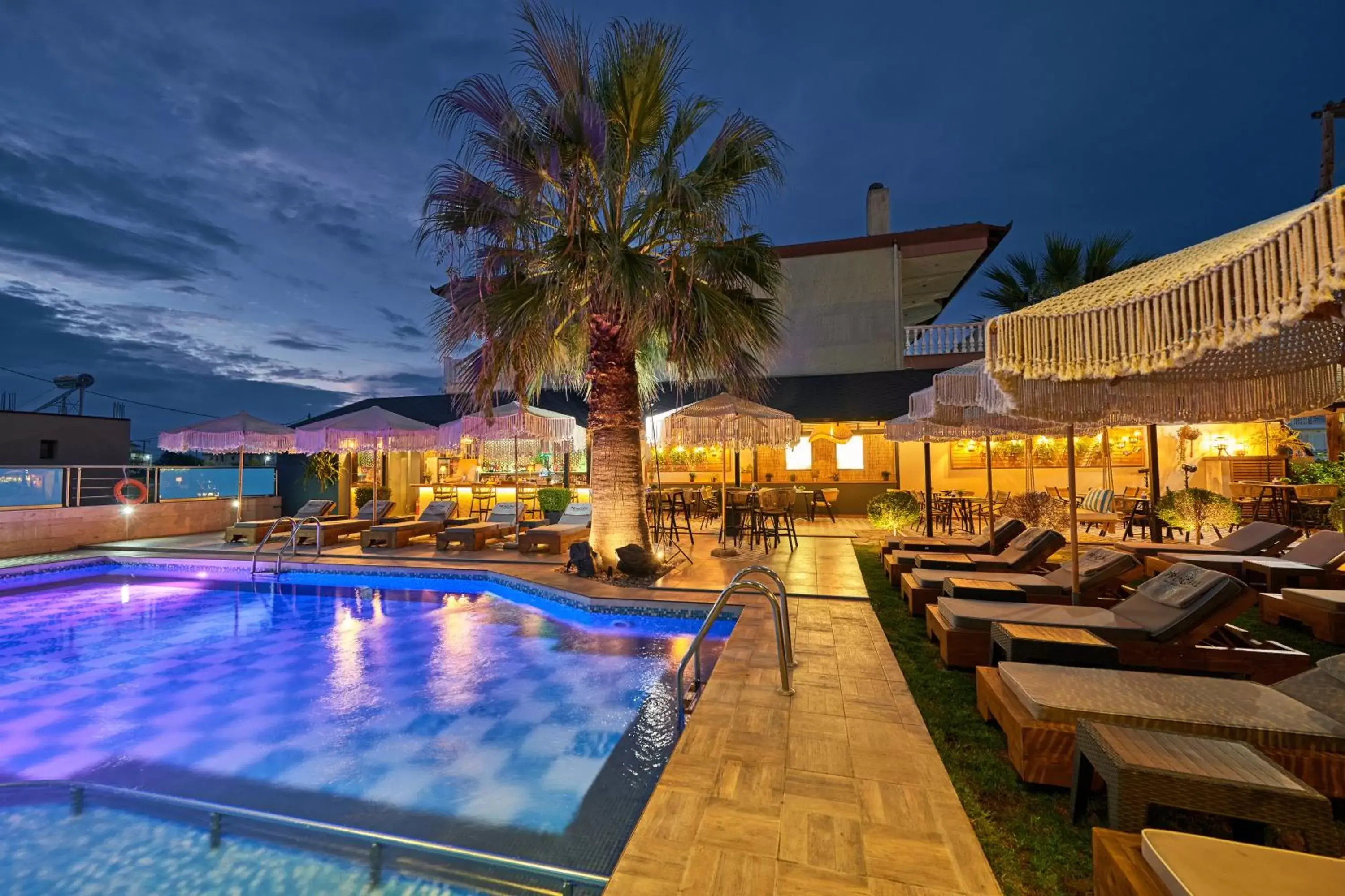 Swimming Pool in Principal New Leisure Hotel