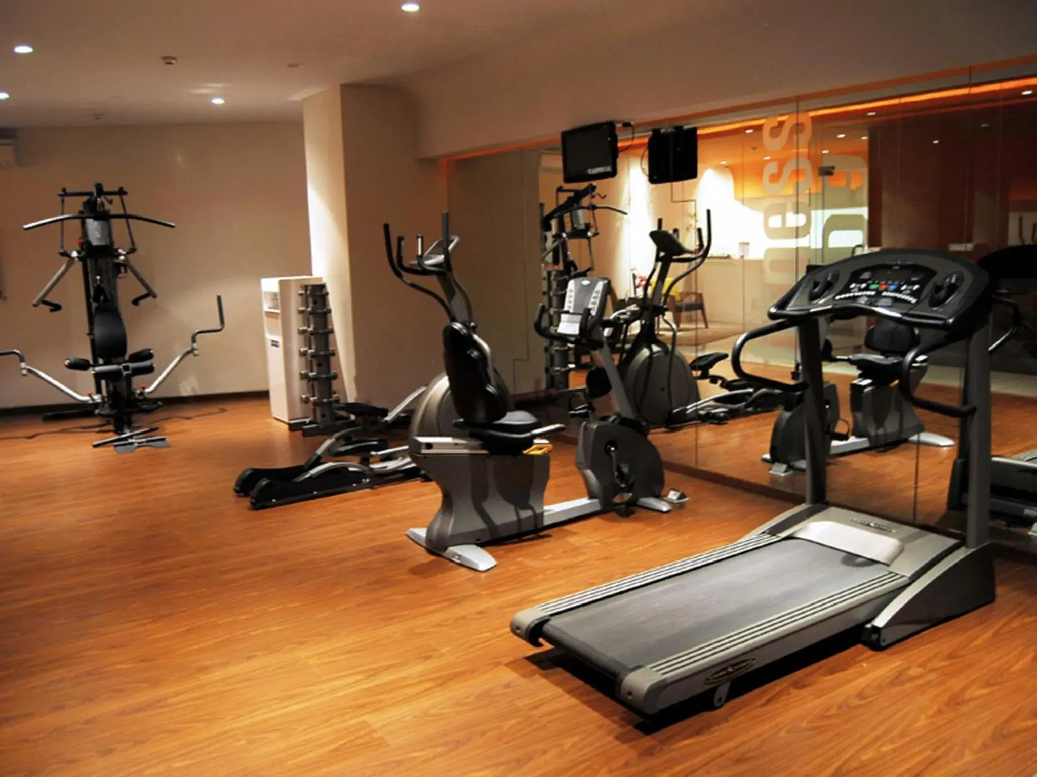 Fitness centre/facilities, Fitness Center/Facilities in Sensa Hotel Bandung