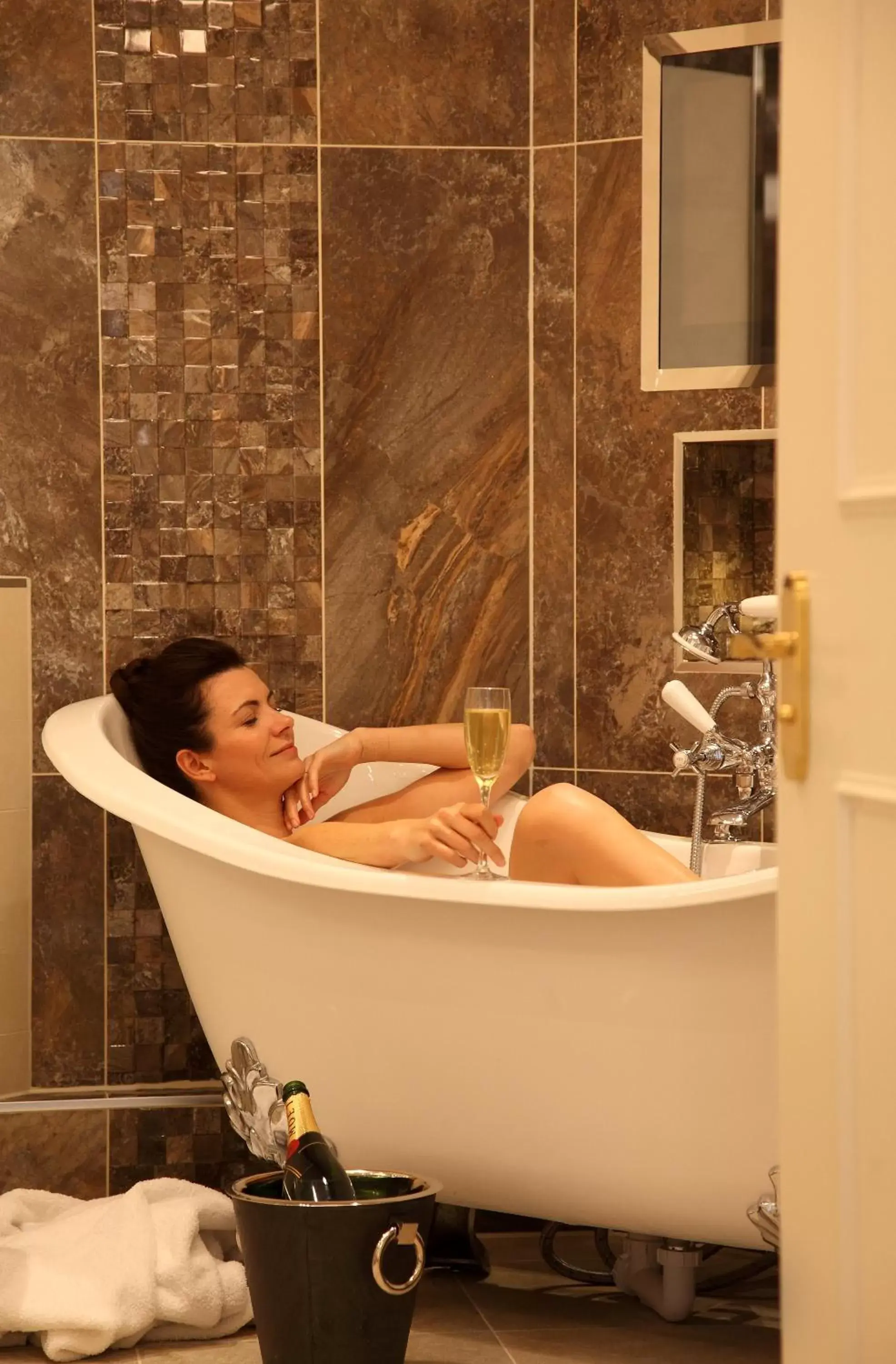 Guests, Spa/Wellness in Macdonald Bath Spa Hotel