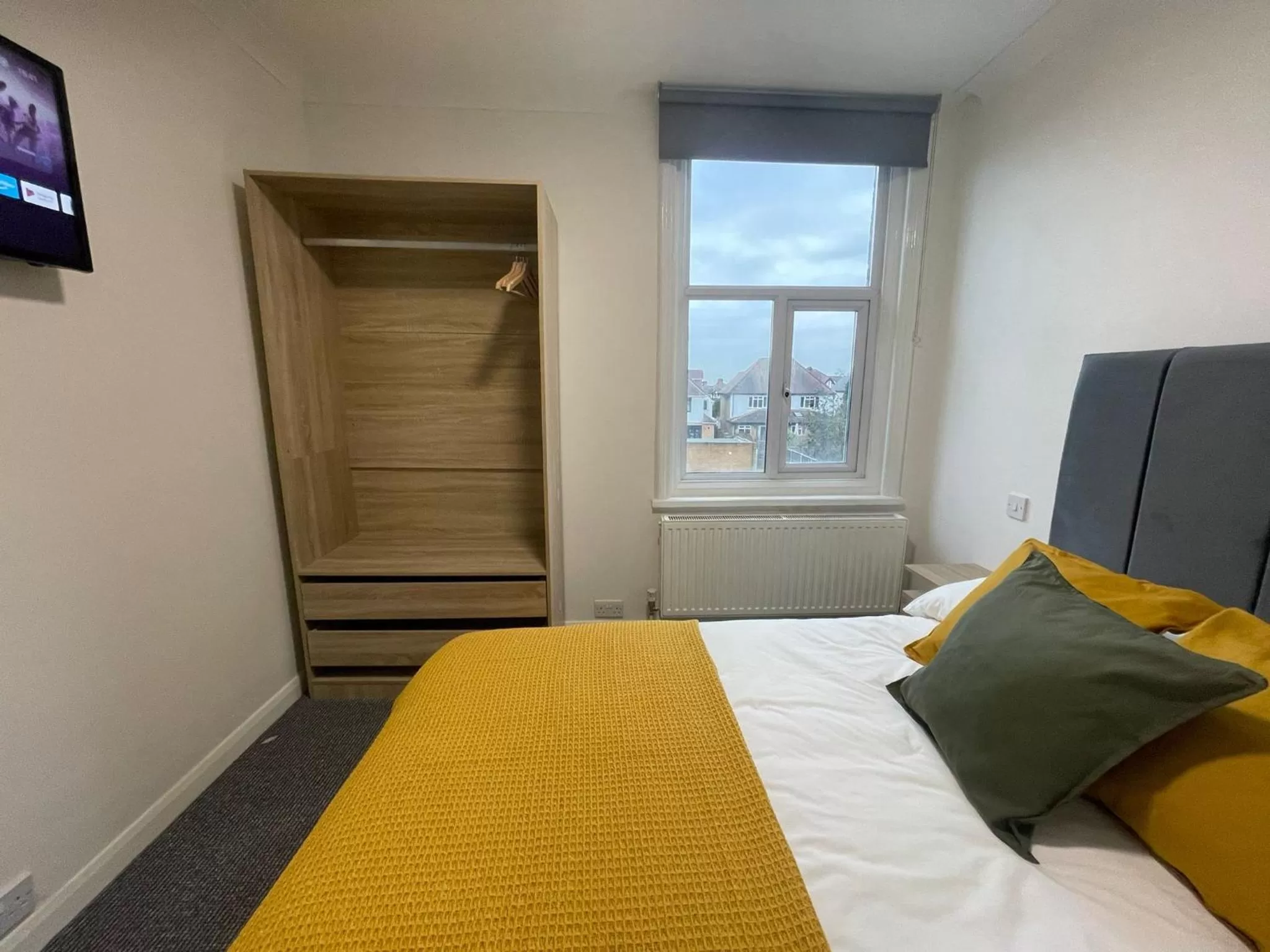 Bedroom, Bed in Woodford Hotel