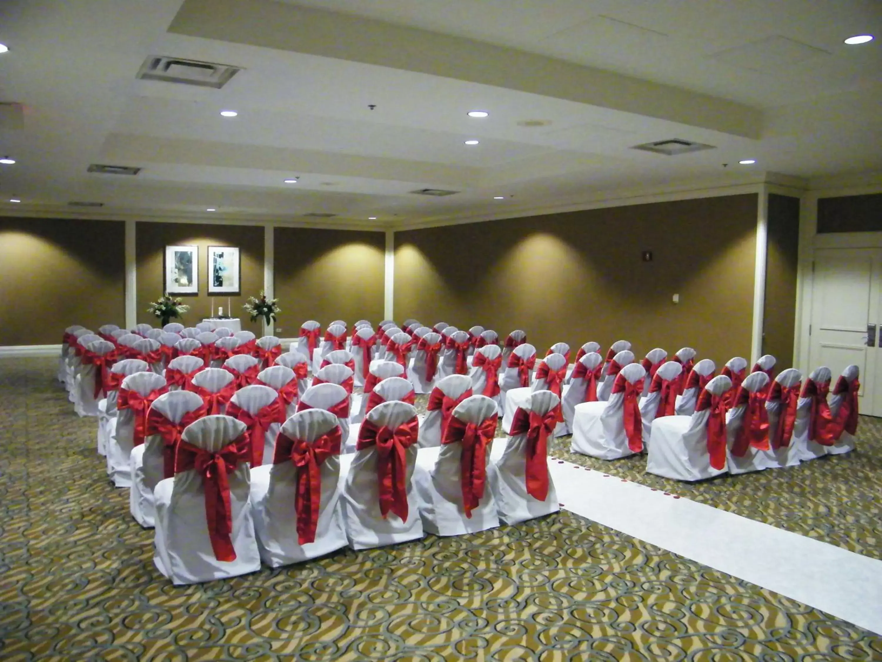 Meeting/conference room, Banquet Facilities in DoubleTree by Hilton Chicago O'Hare Airport-Rosemont