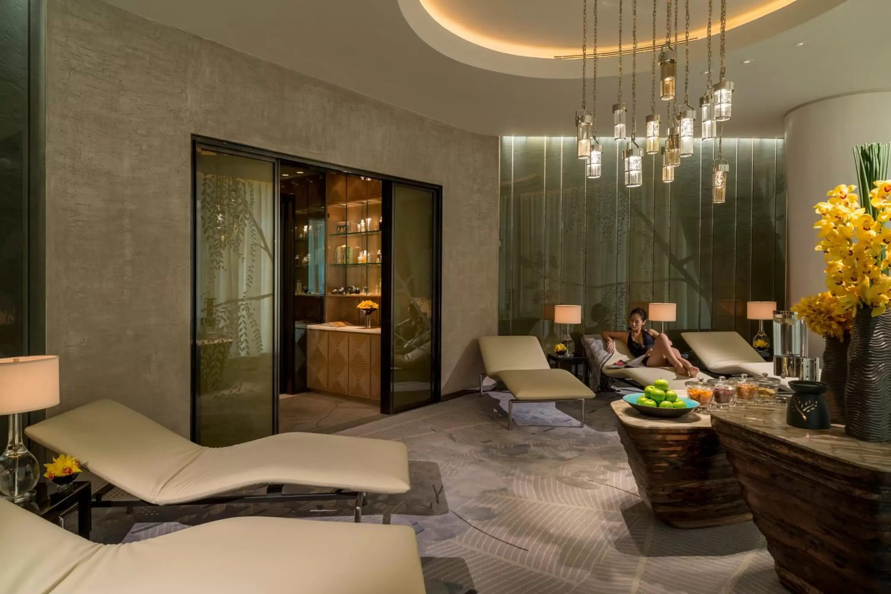 Spa and wellness centre/facilities, Seating Area in Four Seasons Hotel Guangzhou - Free Shuttle Bus to Canton Fair Complex during Canton Fair period