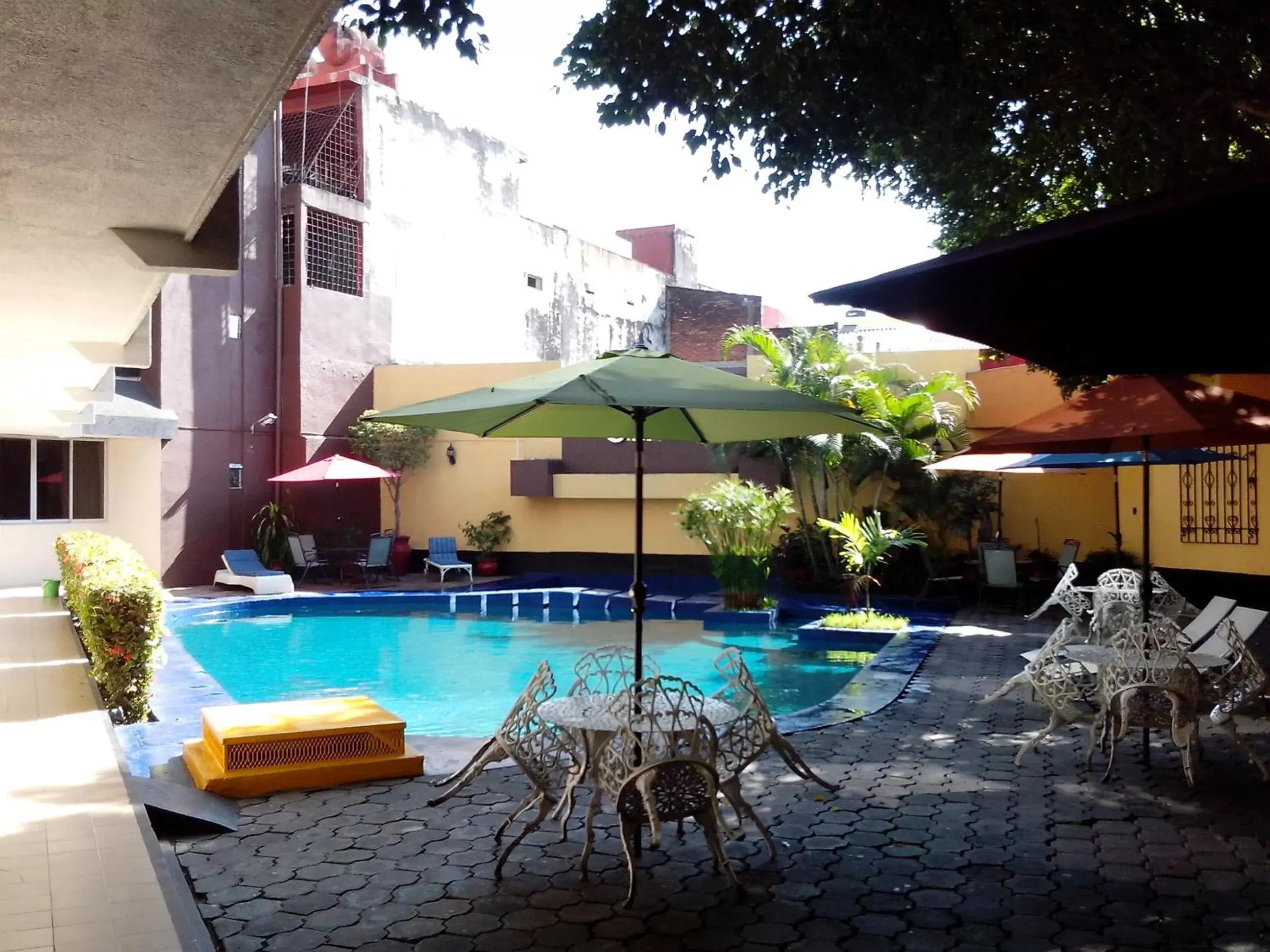 Swimming Pool in Hotel Cabildos