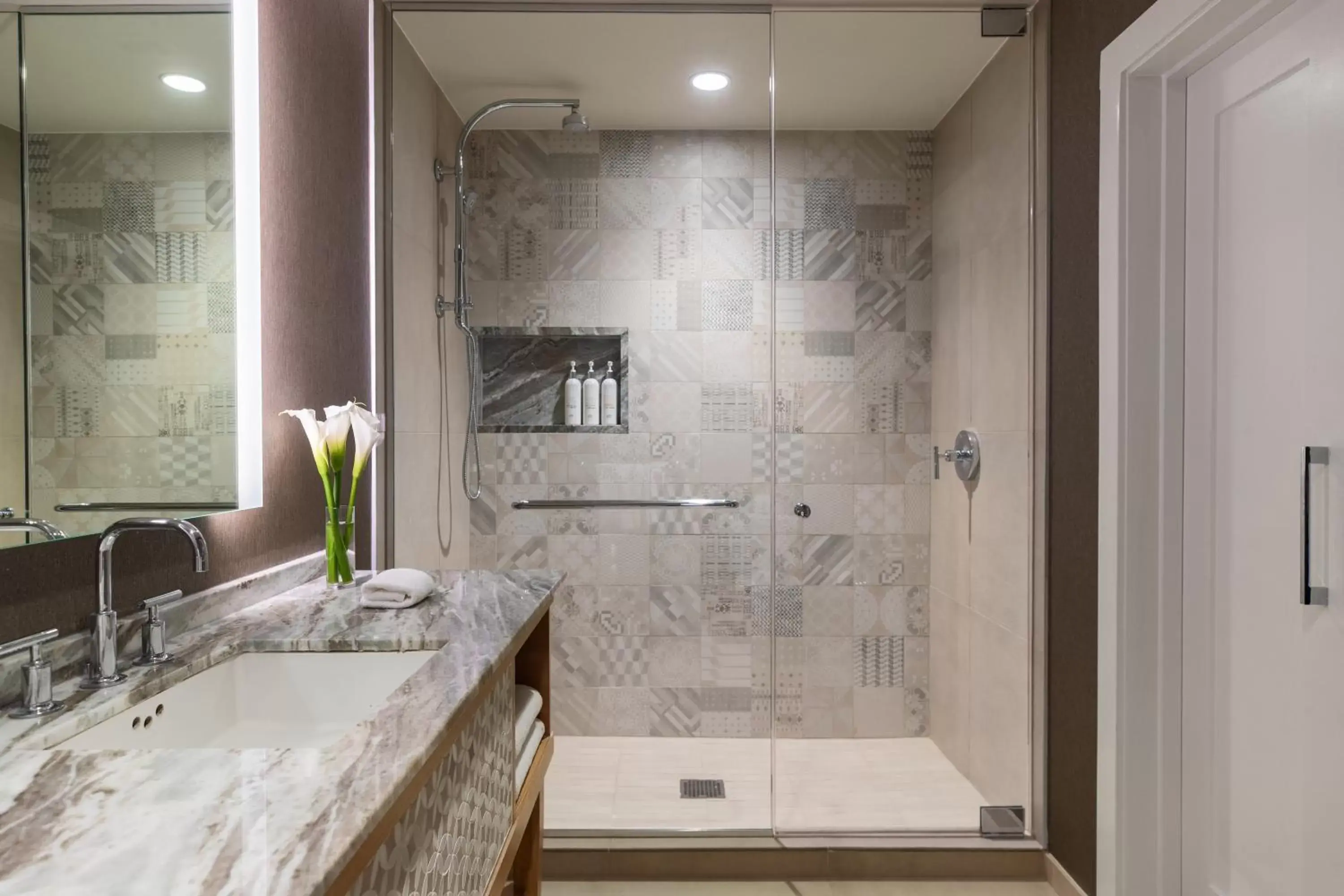 Photo of the whole room in Kimpton Hotel Monaco Chicago, an IHG Hotel Photo of the whole room in Kimpton Hotel Monaco Chicago, an IHG Hotel