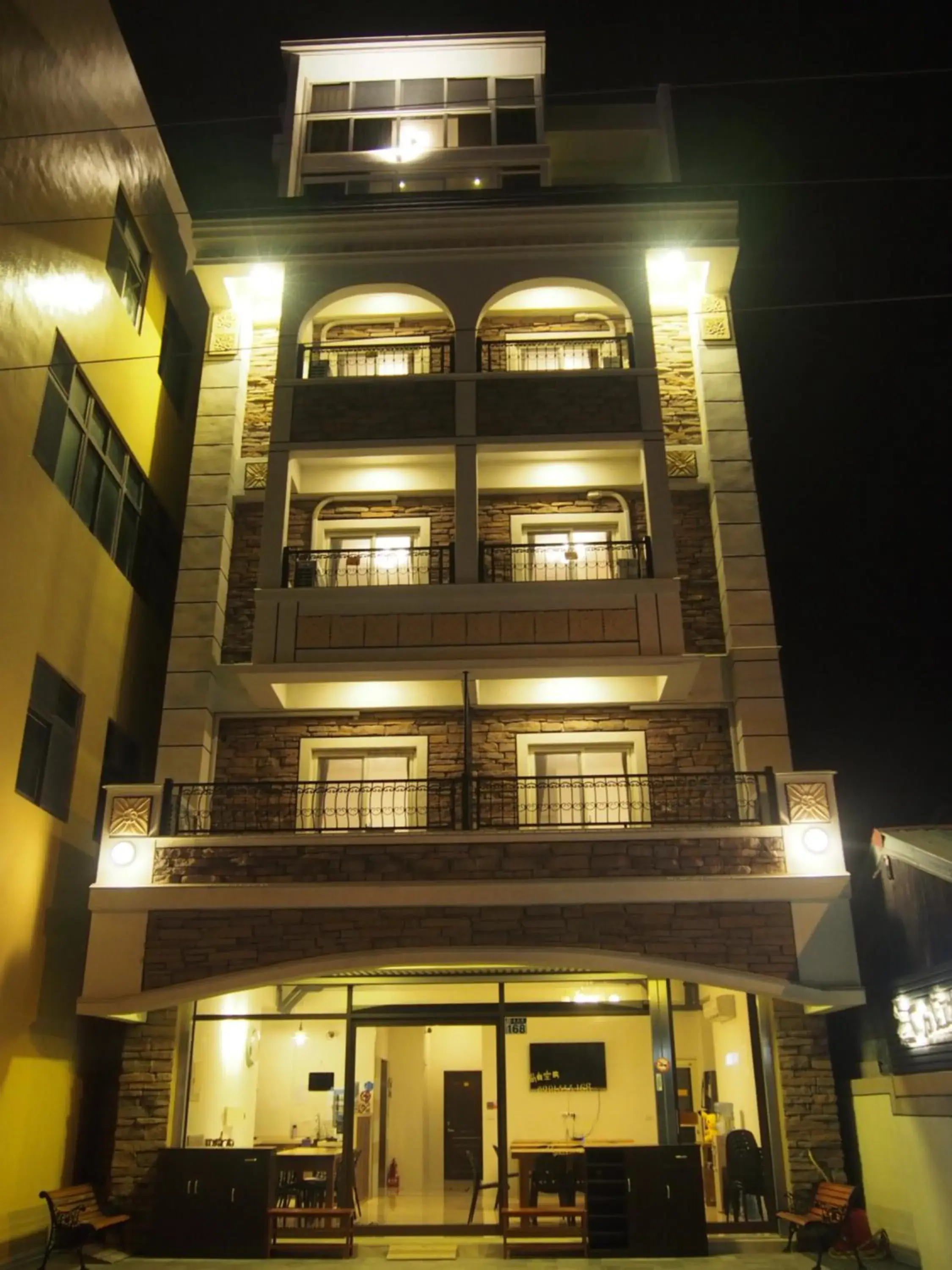 Property building in Successful 168 B&B Property building in Successful 168 B&B