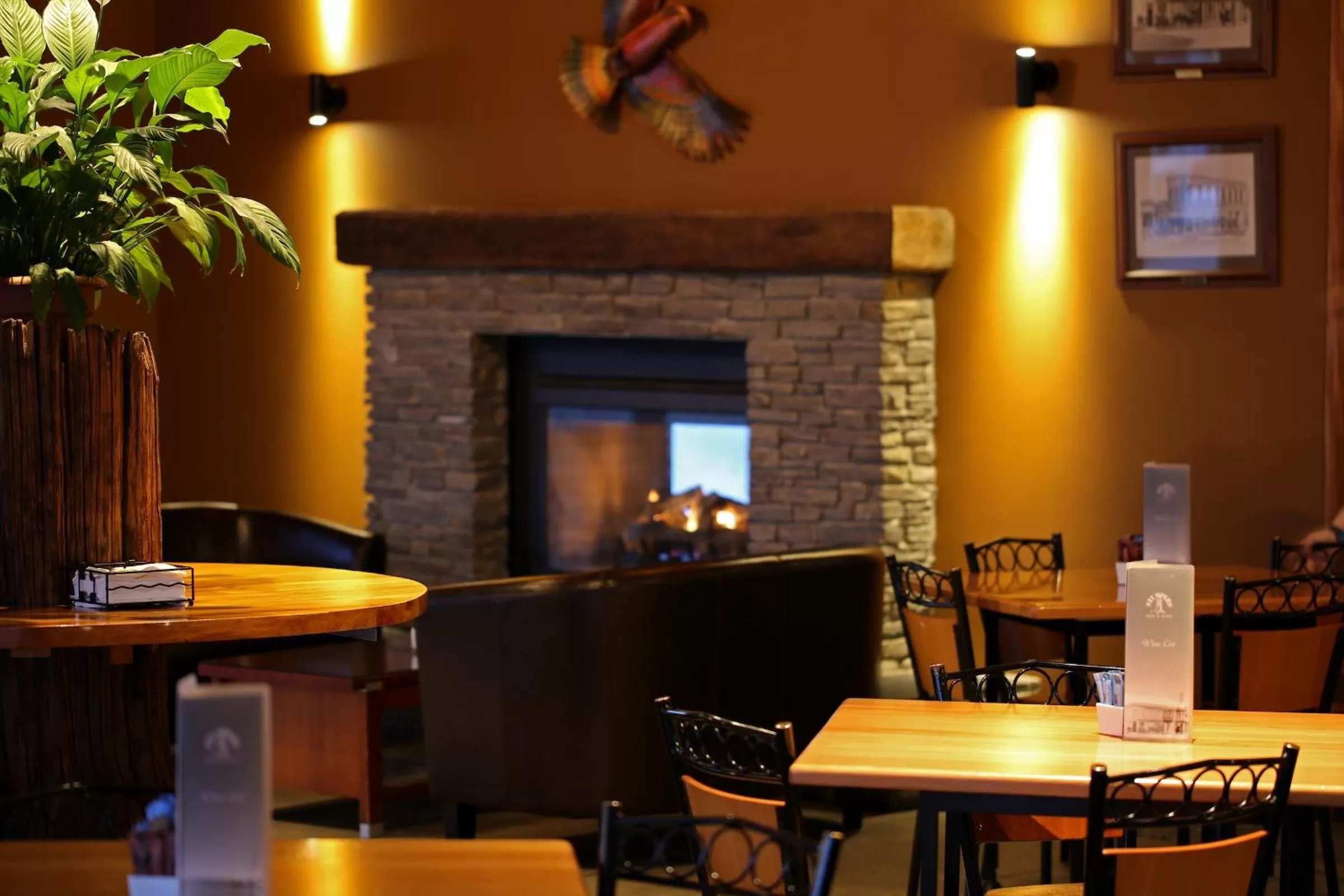 Restaurant/places to eat in Stumpers Hotel