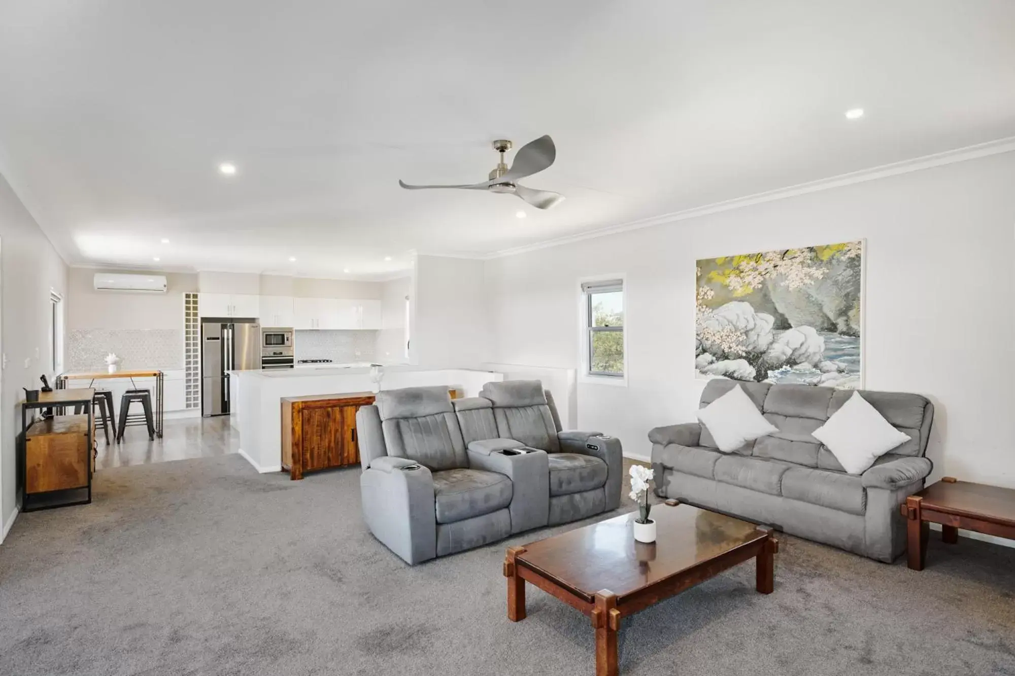 Seating Area in Wingham Motel