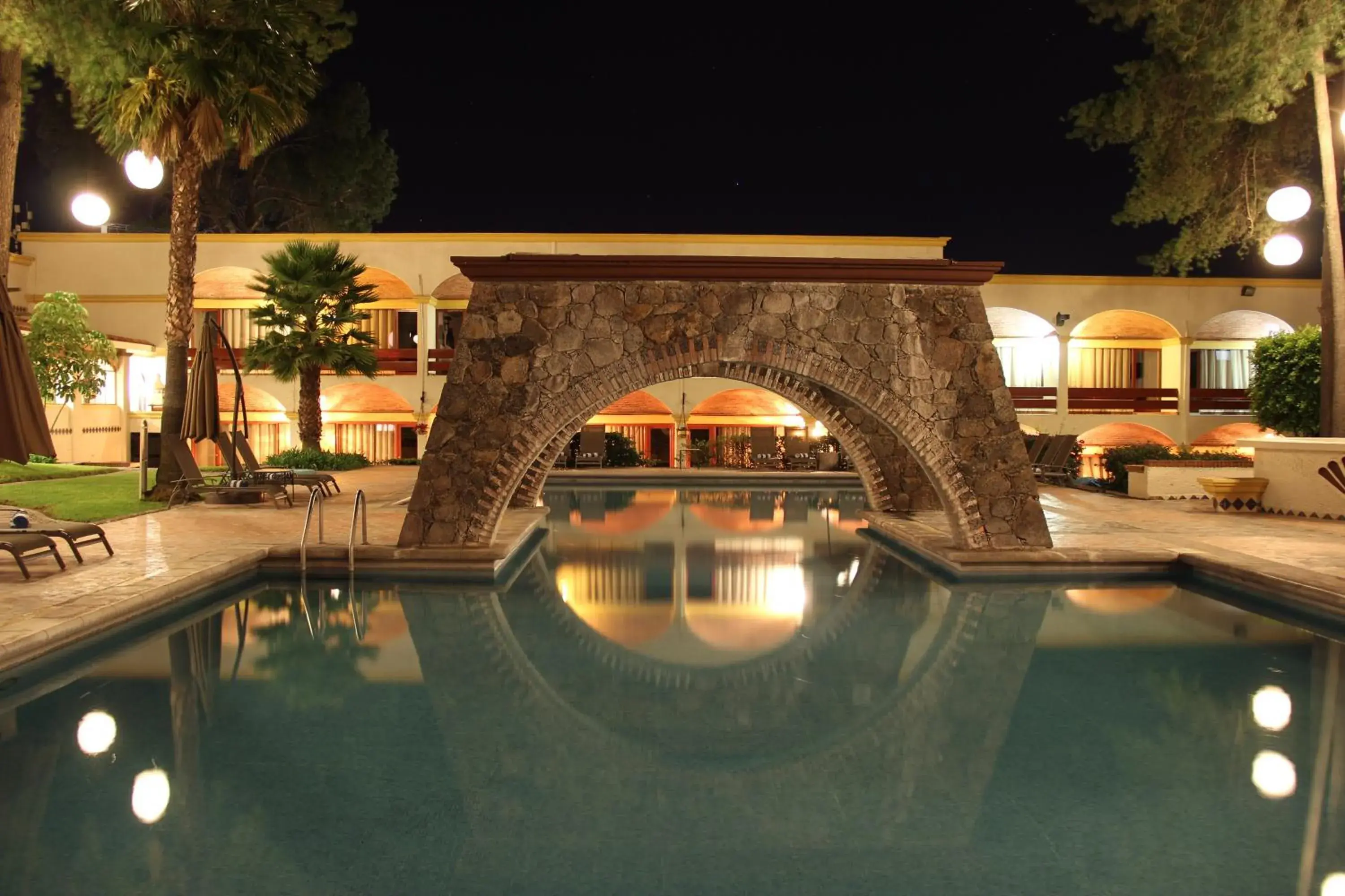 Night, Swimming Pool in Imperio De Angeles