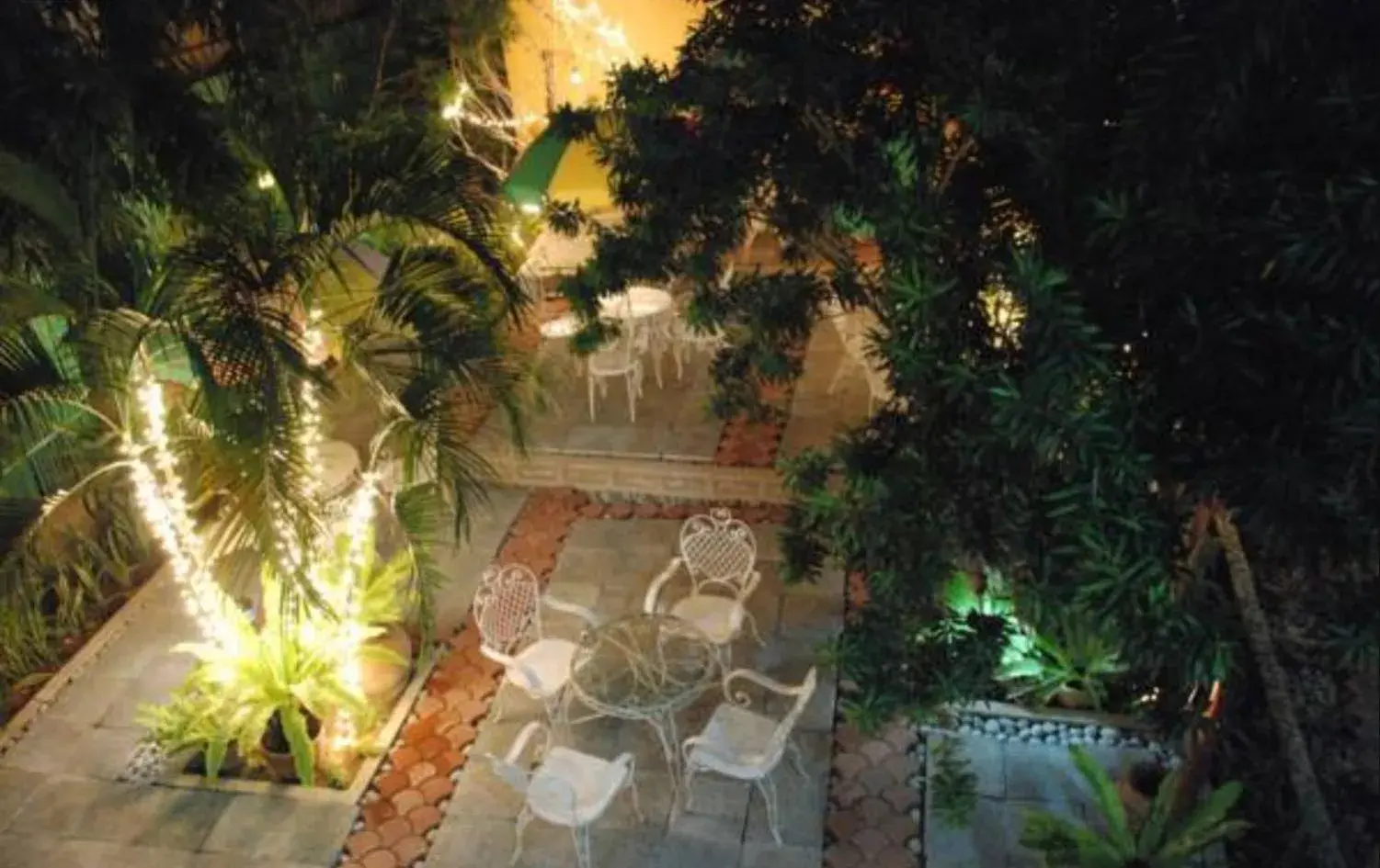 Pool View in Darayonan Lodge