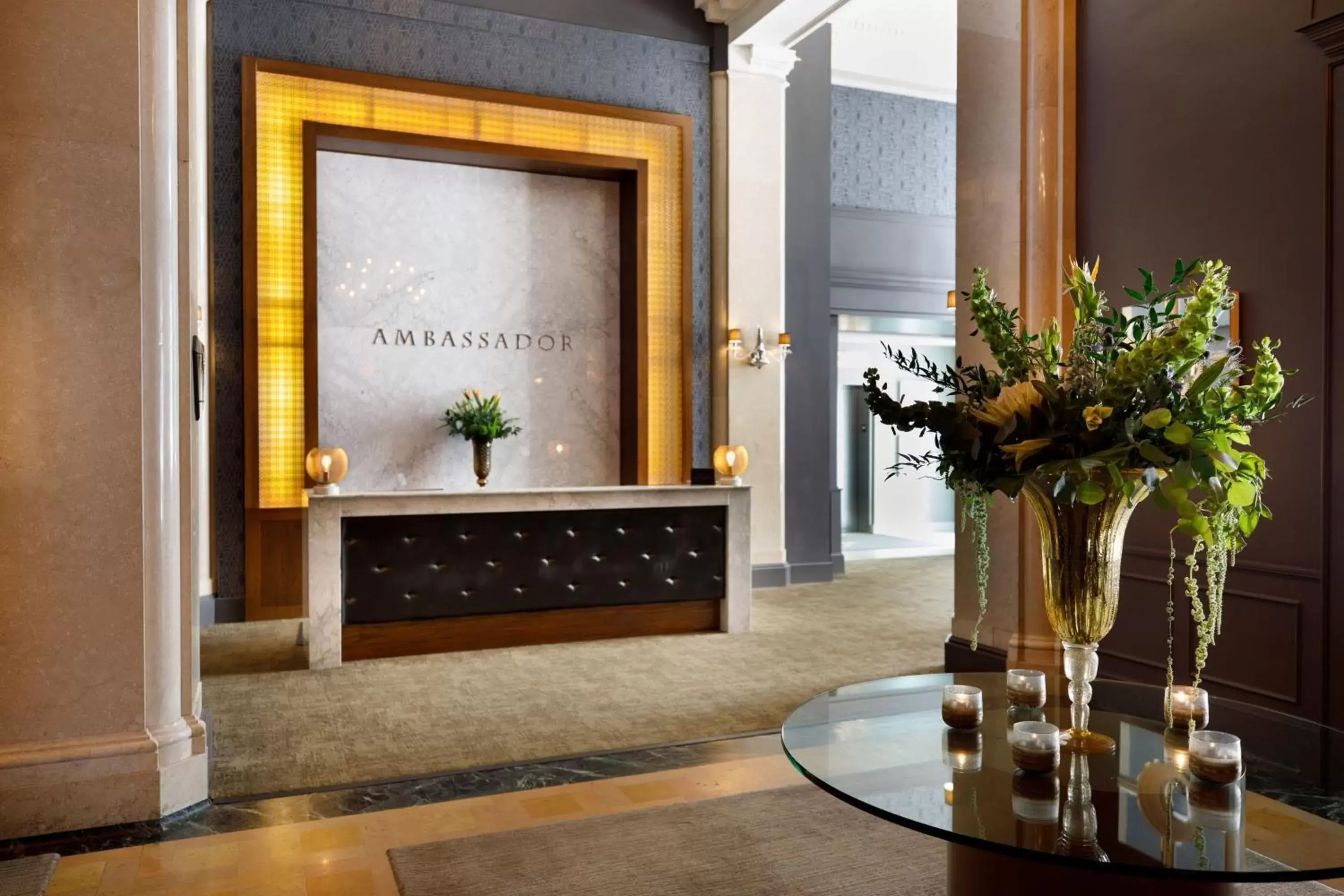 Lobby or reception, Lobby/Reception in Ambassador Hotel Kansas City, Autograph Collection