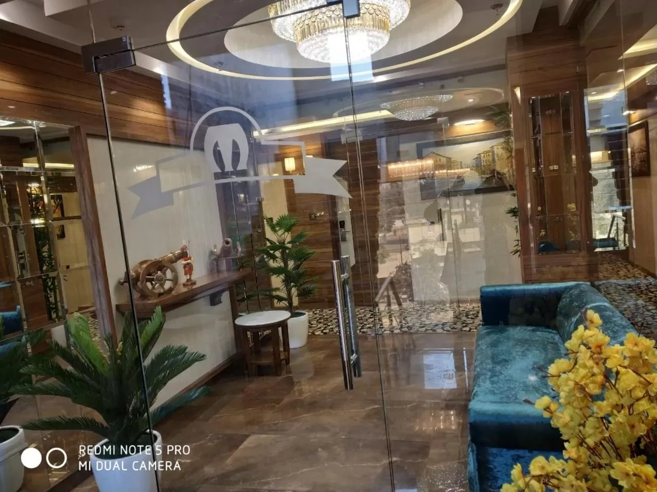 Hotel Makhan Residency