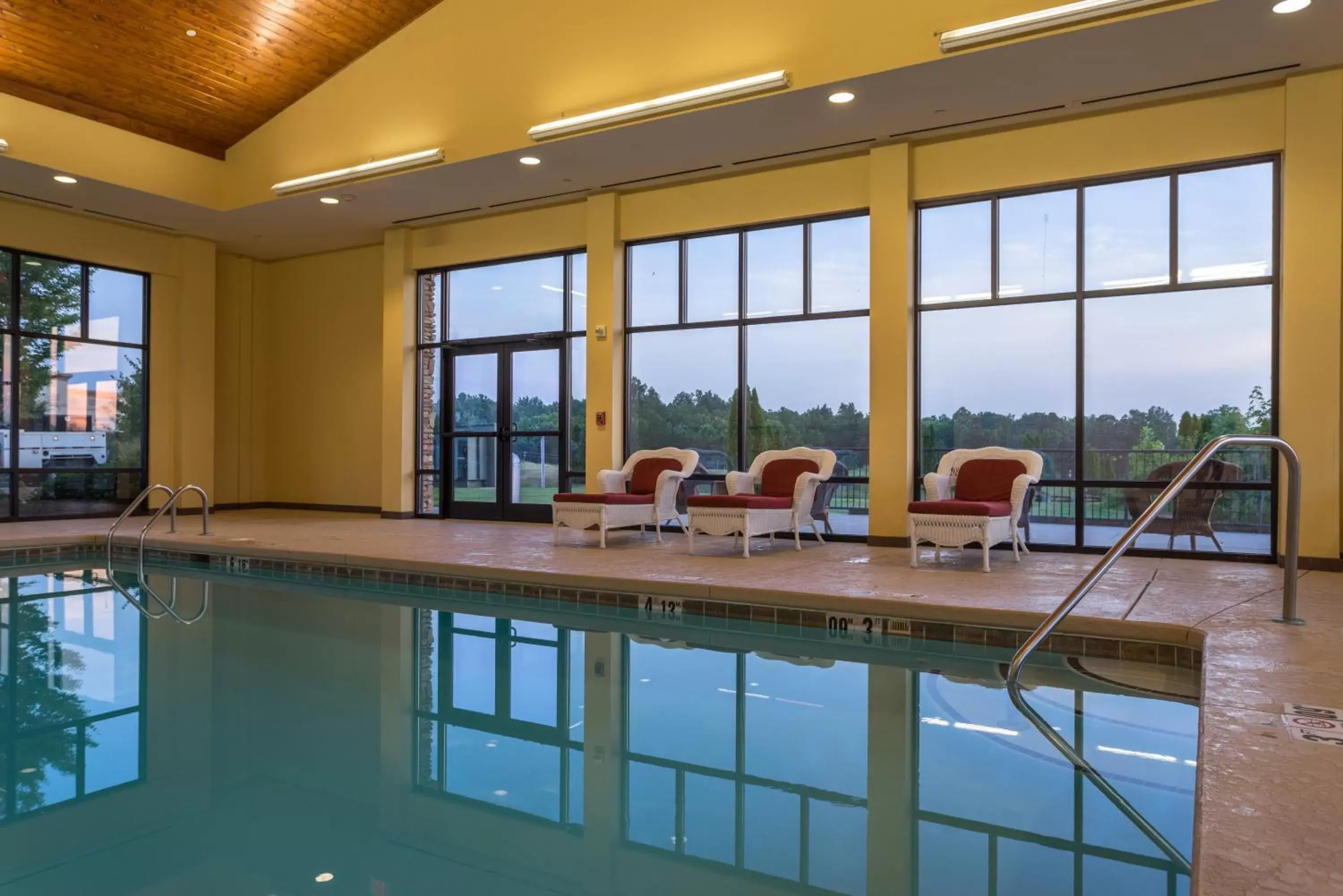 Swimming Pool in Holiday Inn Express & Suites Lexington North West-The Vineyard, an IHG Hotel