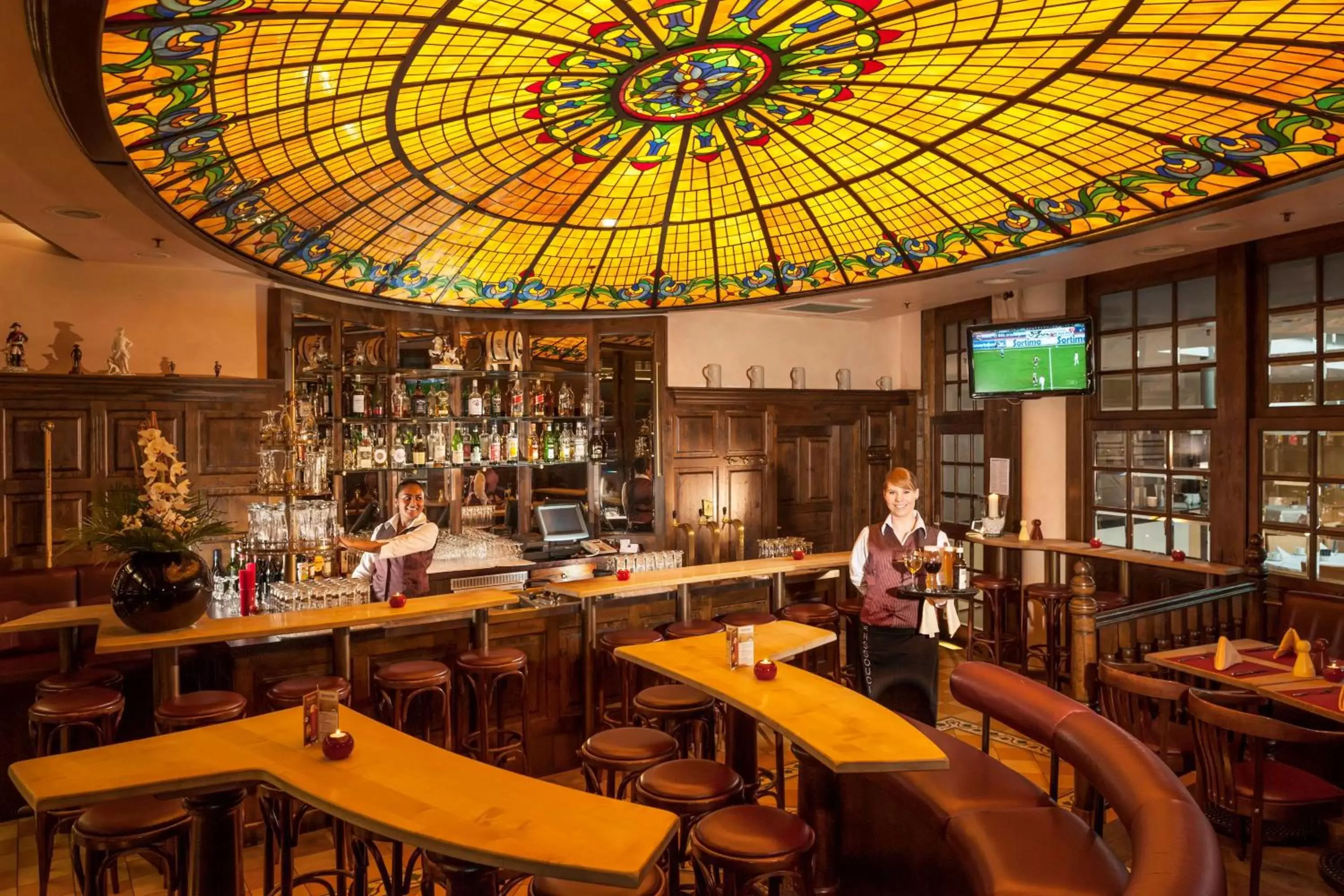 Lounge or bar in Dorint Hotel Potsdam Lounge or bar in Dorint Hotel Potsdam