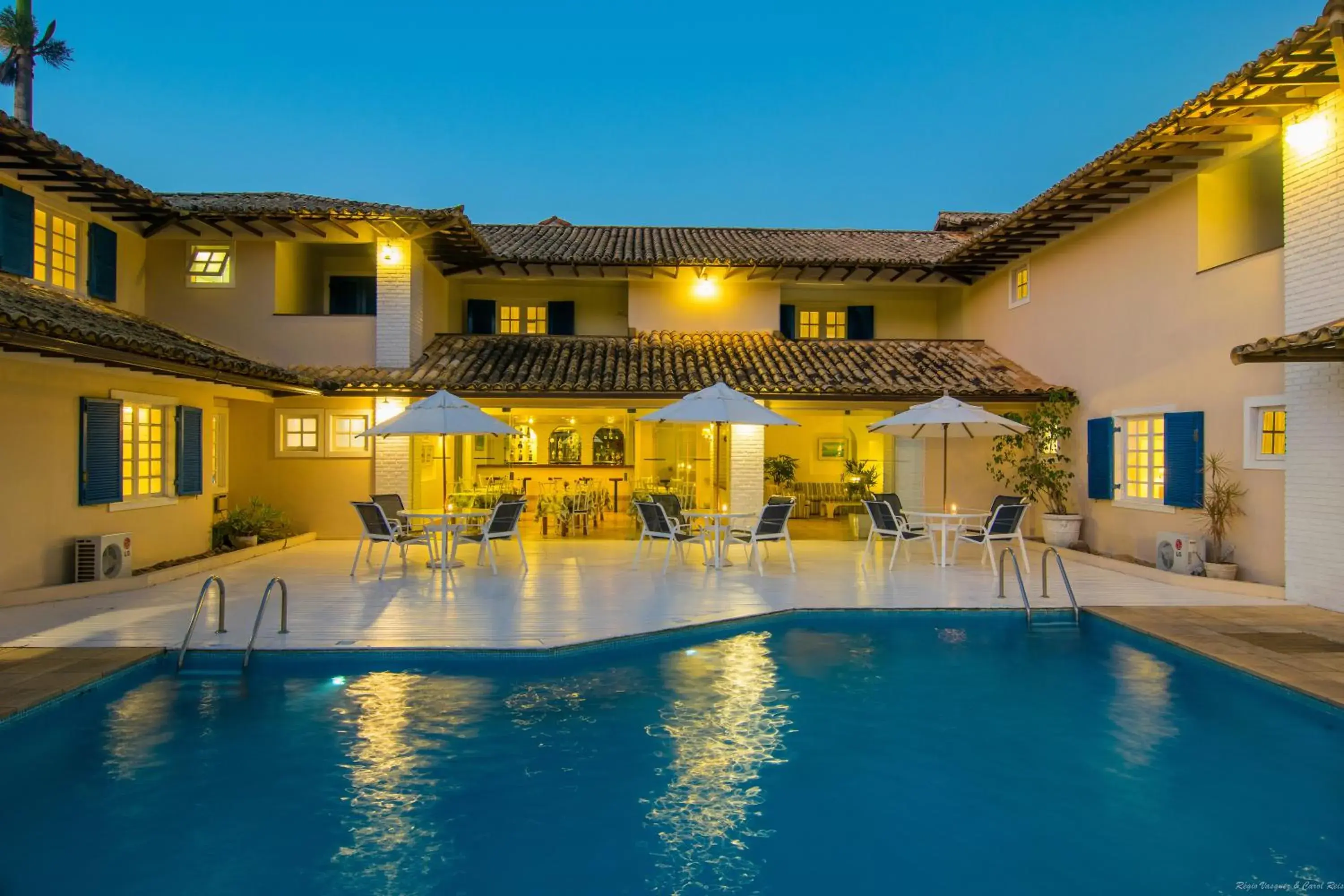 Swimming Pool in Hotel Doce Mar