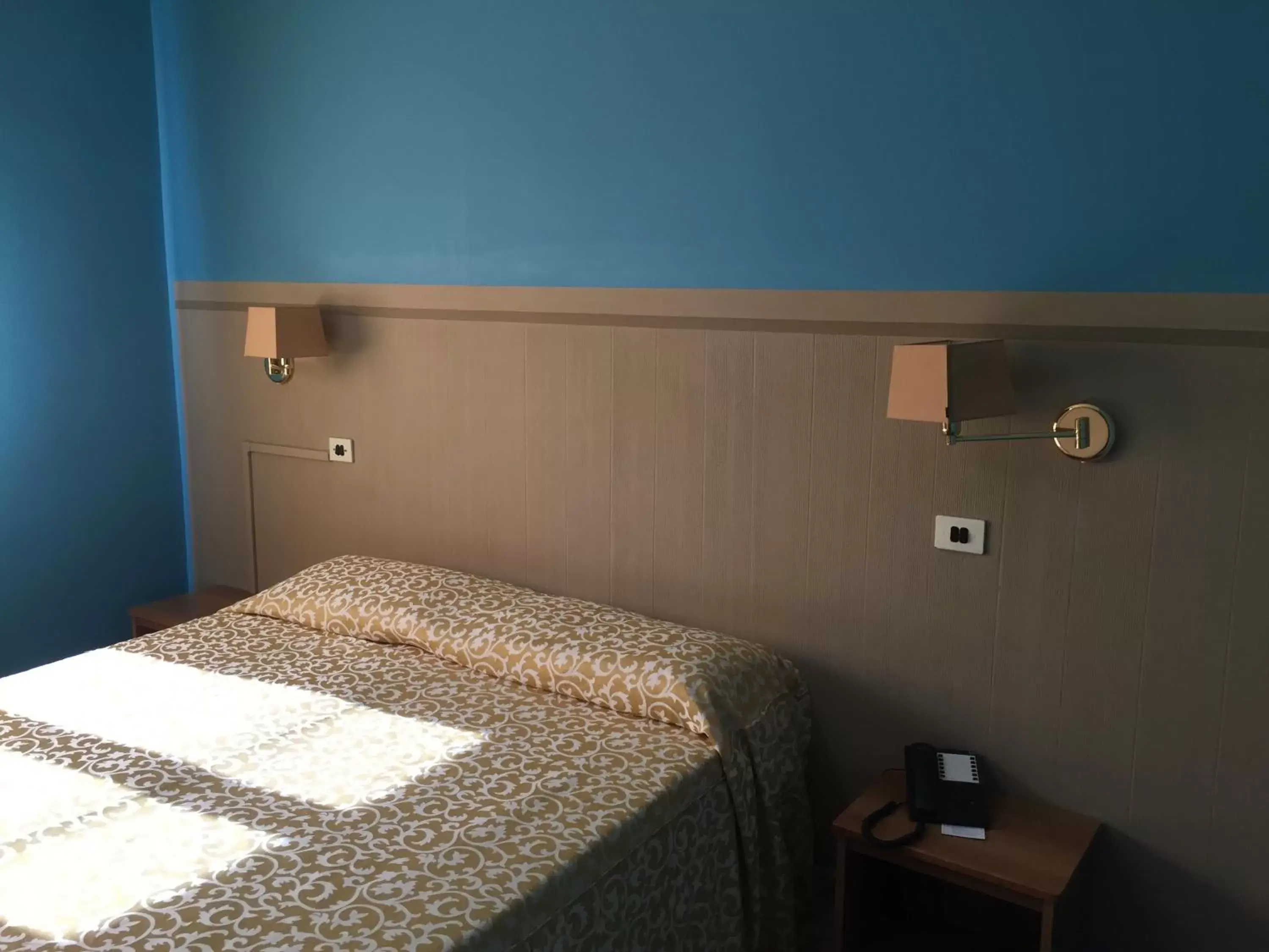 Bedroom, Bed in Hotel Plaza