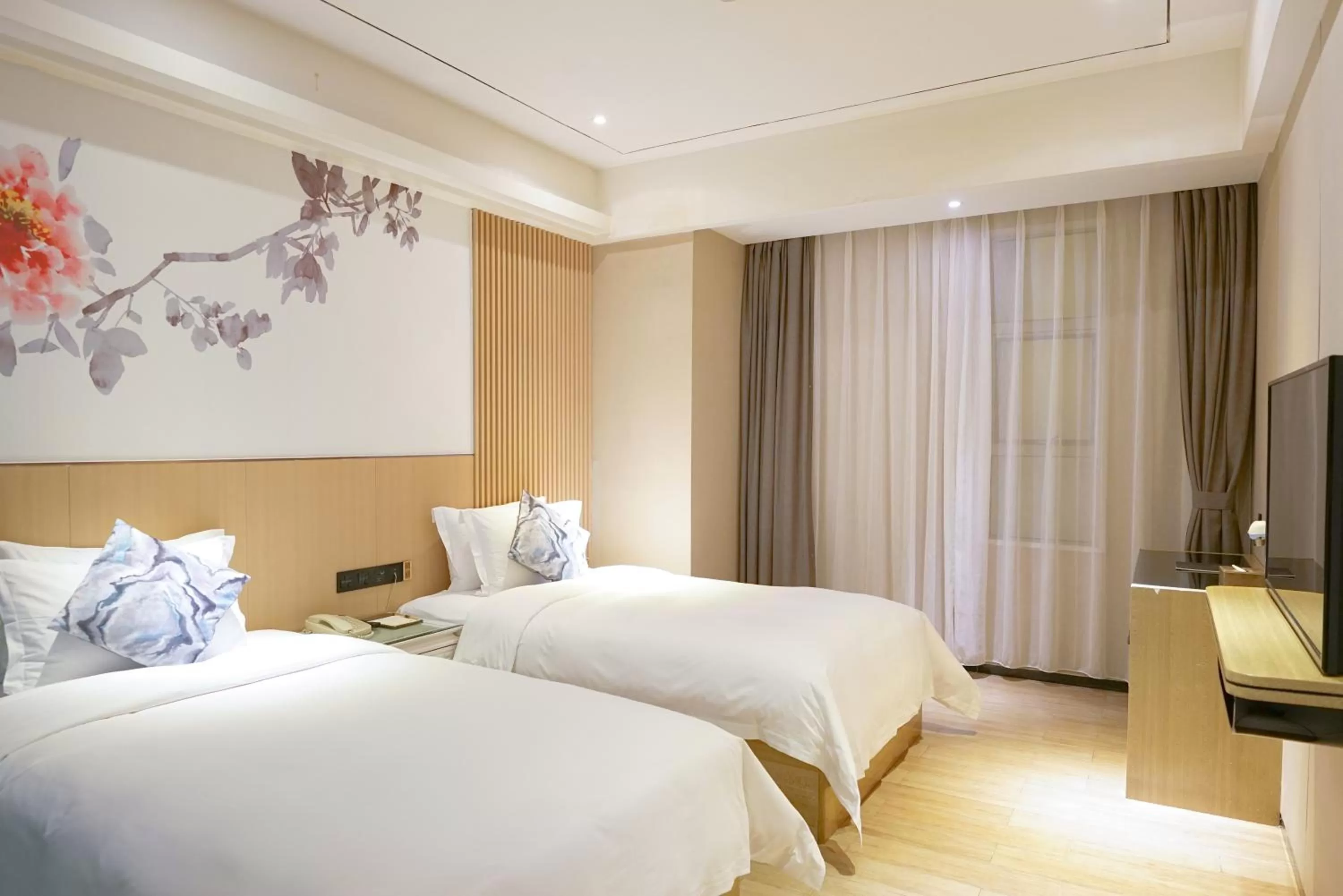 Bed in Paco Hotel Tiyuxilu Metro Guangzhou-Free Shuttle Bus fir Canton Fair