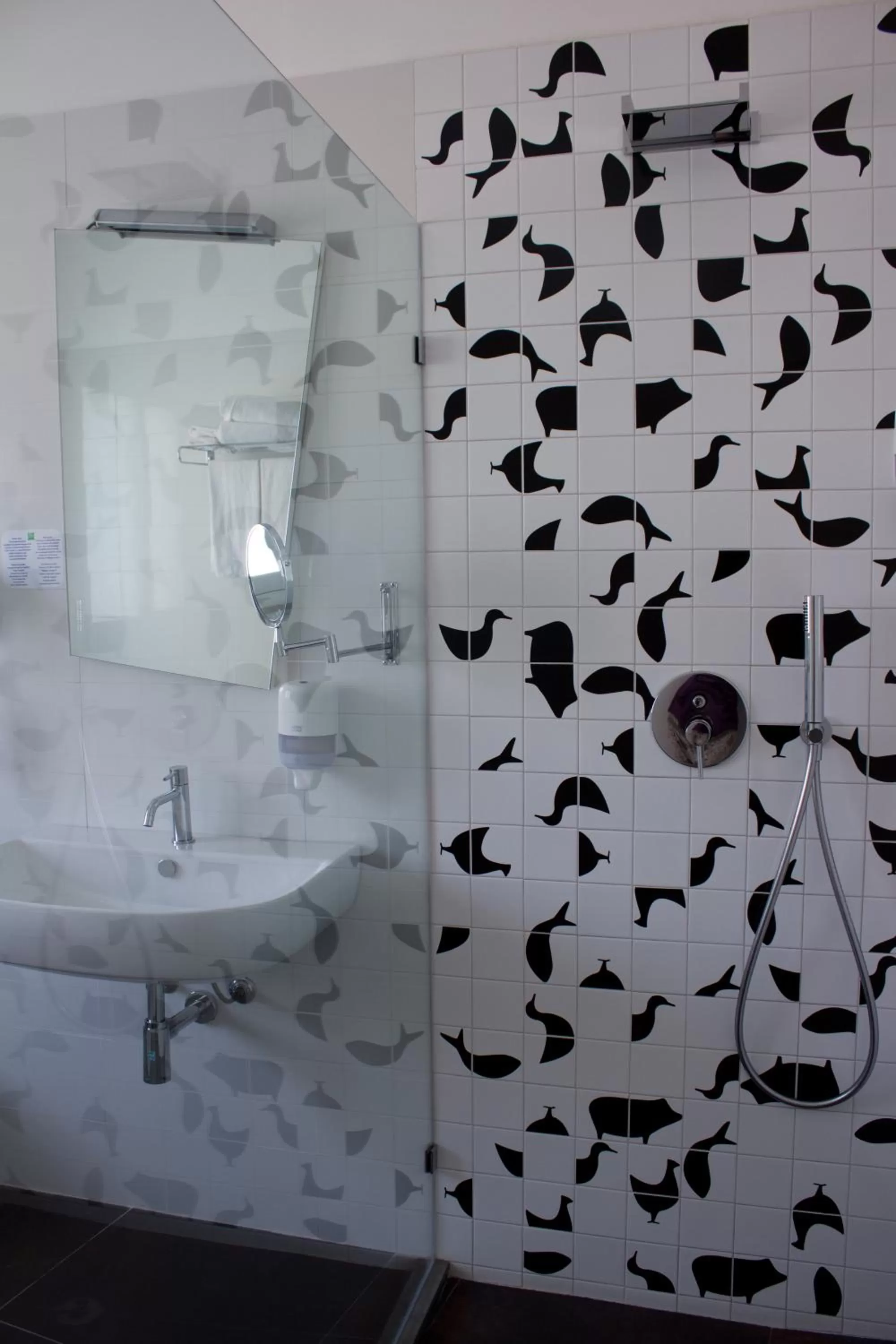 Bathroom in President Hotel Palermo