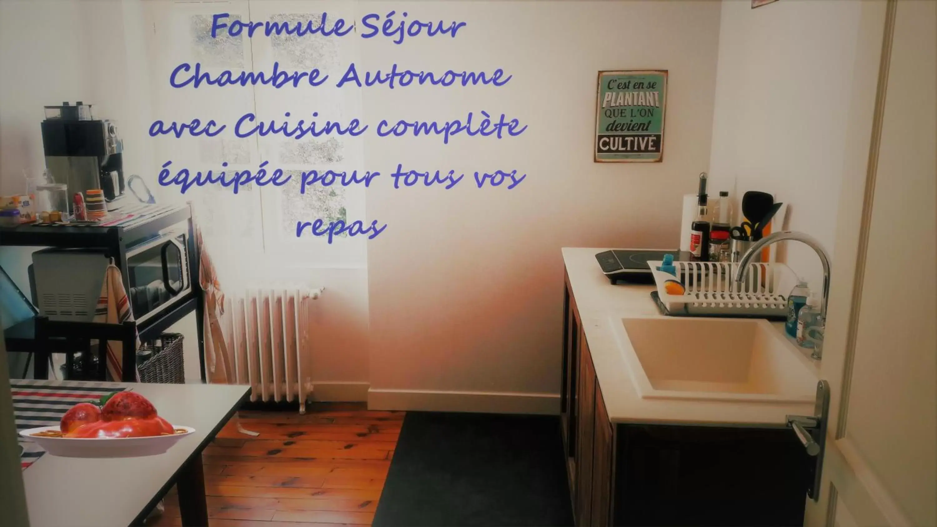 Kitchen or kitchenette in Chez Martine et Philippe en Velay