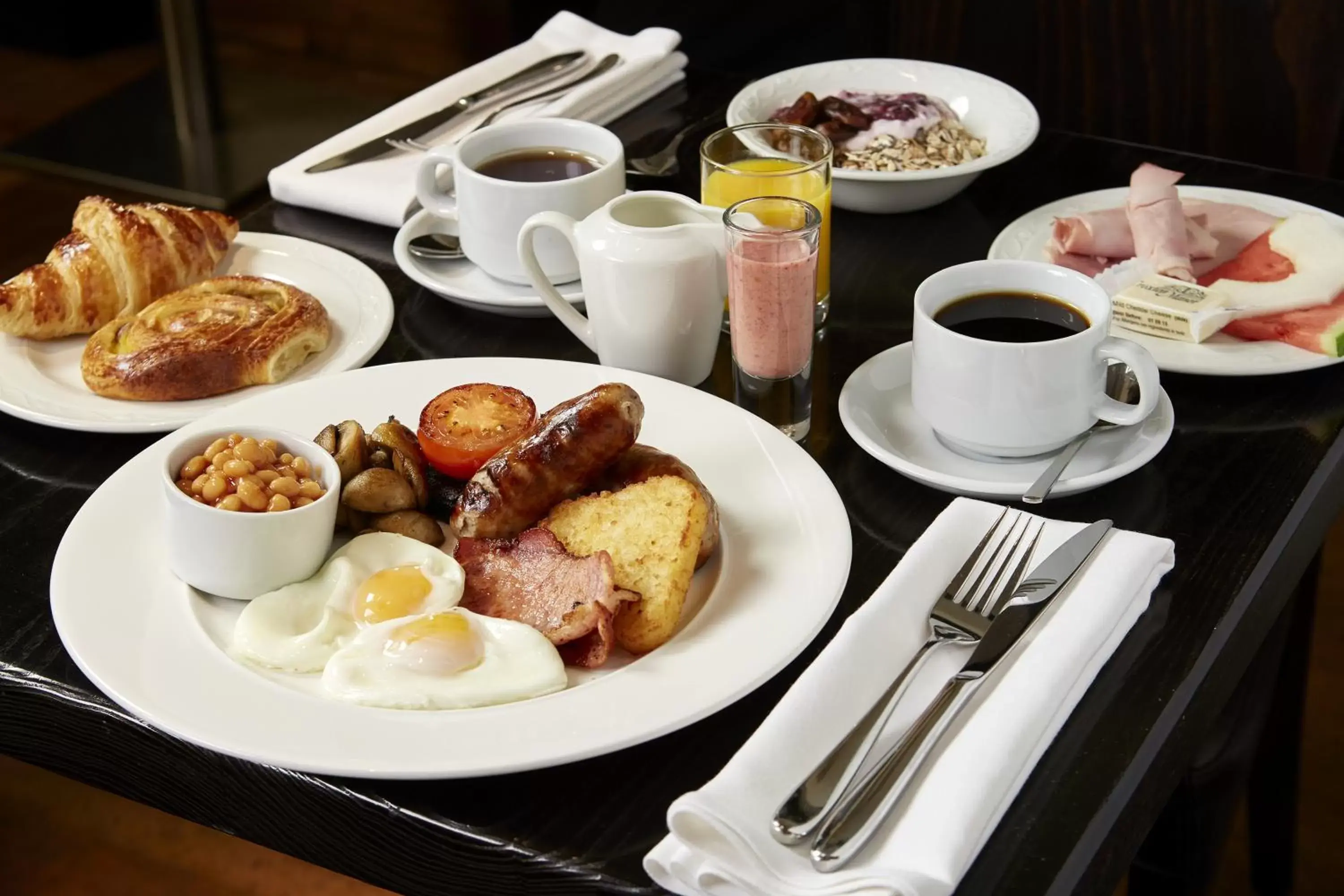 Food close-up, Breakfast in Mandolay Hotel Guildford