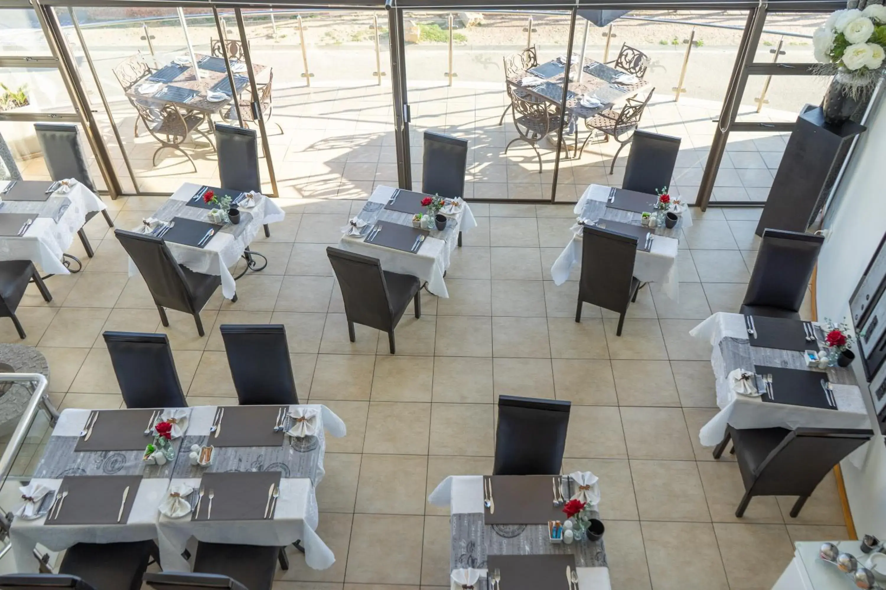 Restaurant/places to eat in Bar-t-nique Guest House Restaurant/places to eat in Bar-t-nique Guest House