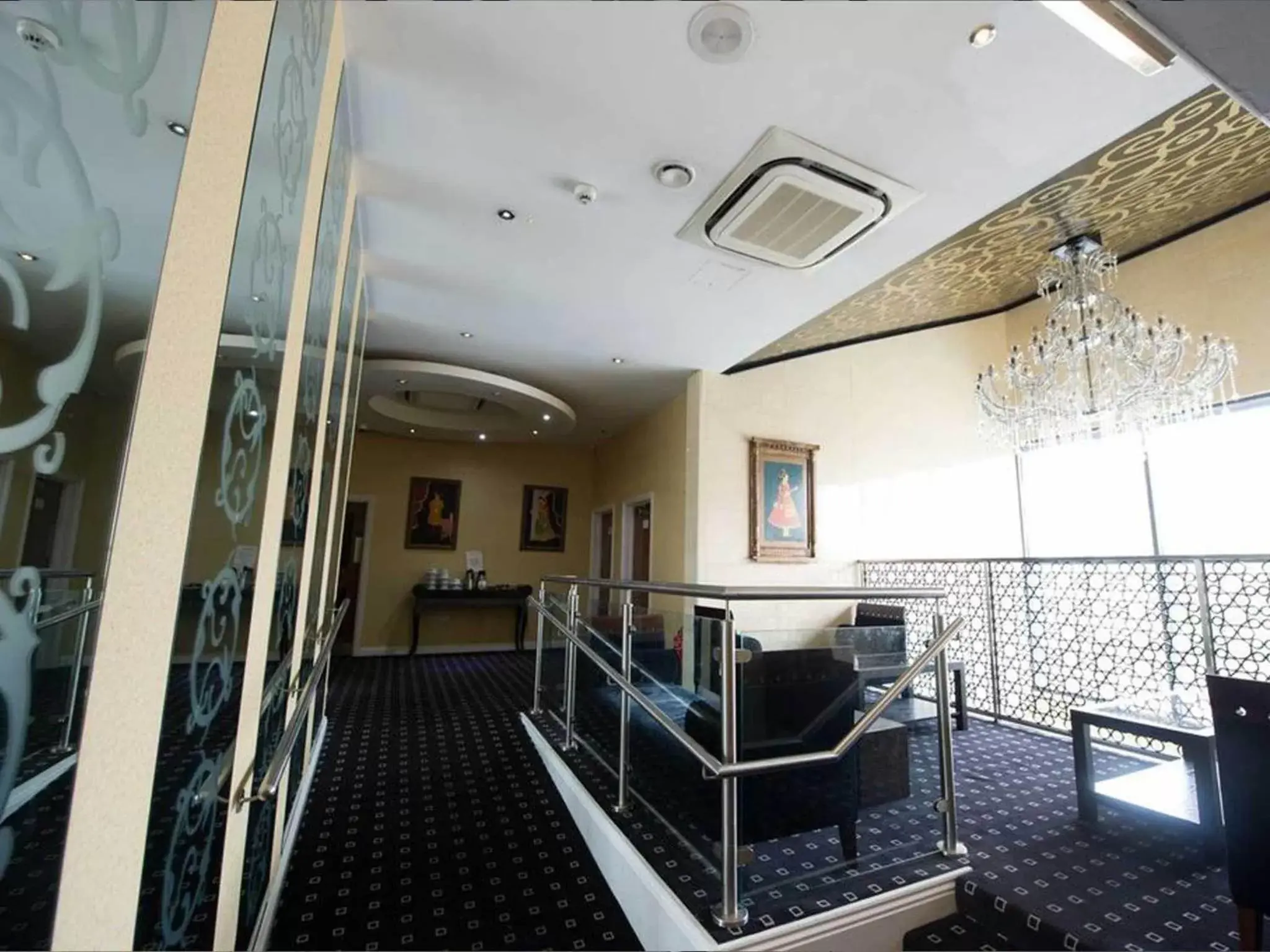 Lobby or reception in Ramada Birmingham Oldbury M5 J2 Lobby or reception in Ramada Birmingham Oldbury M5 J2