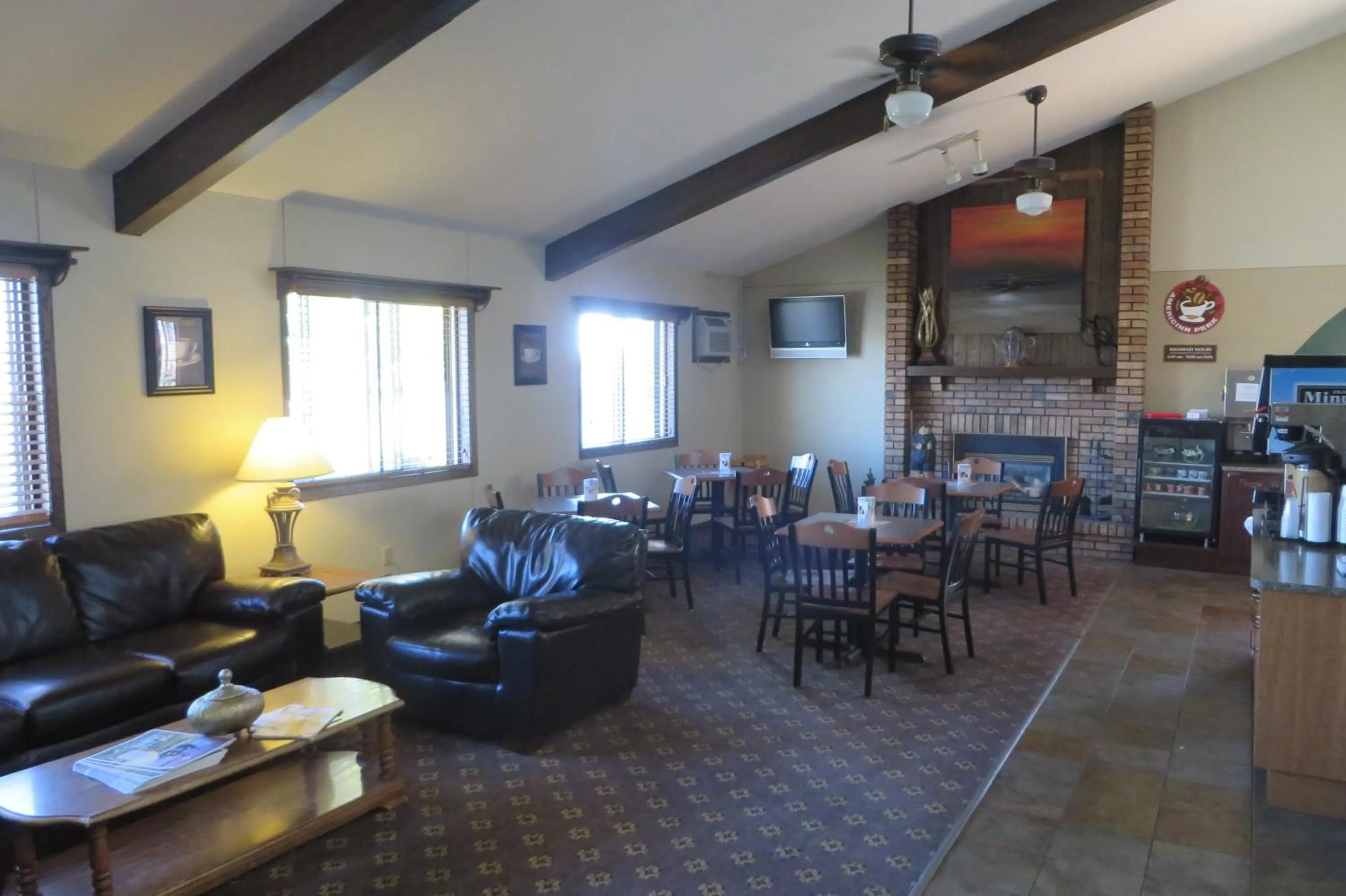 Restaurant/places to eat in AmericInn by Wyndham Forest Lake