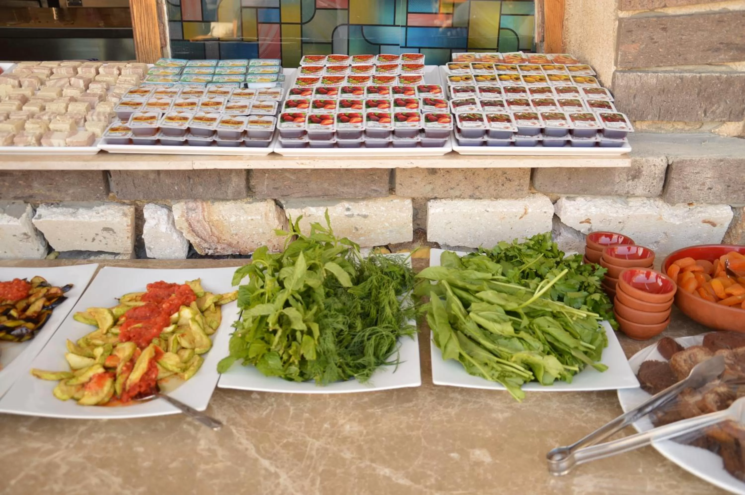 Buffet breakfast in Elite Cave Suites