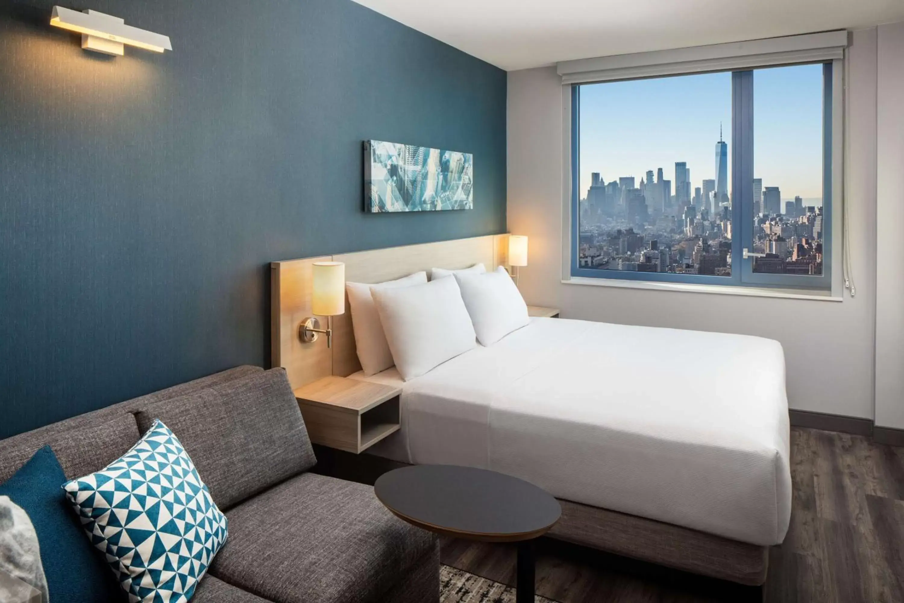 Photo of the whole room, Bed in Hyatt Place NYC Chelsea