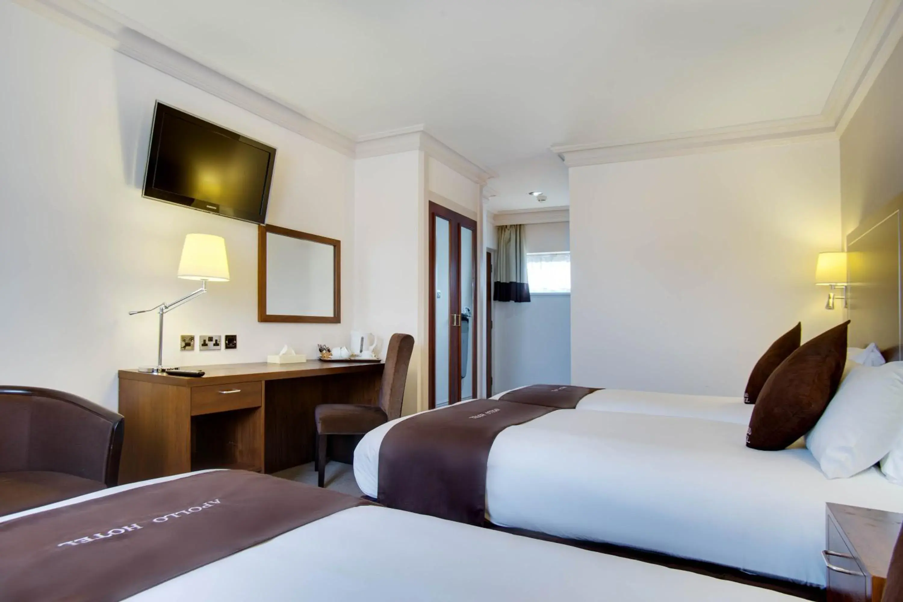 Premium Triple Room in Apollo Hotel