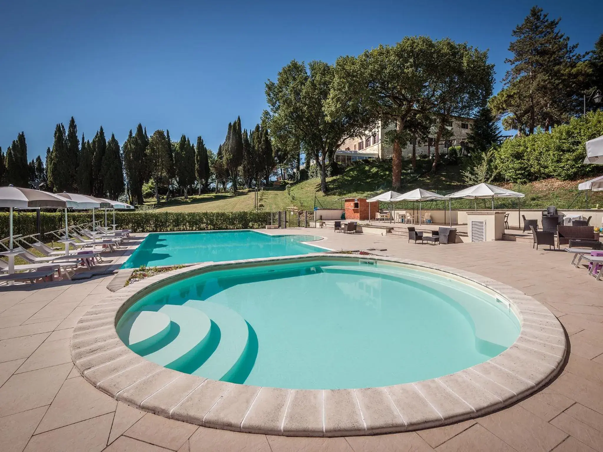 Swimming Pool in Hotel Villa Montegranelli