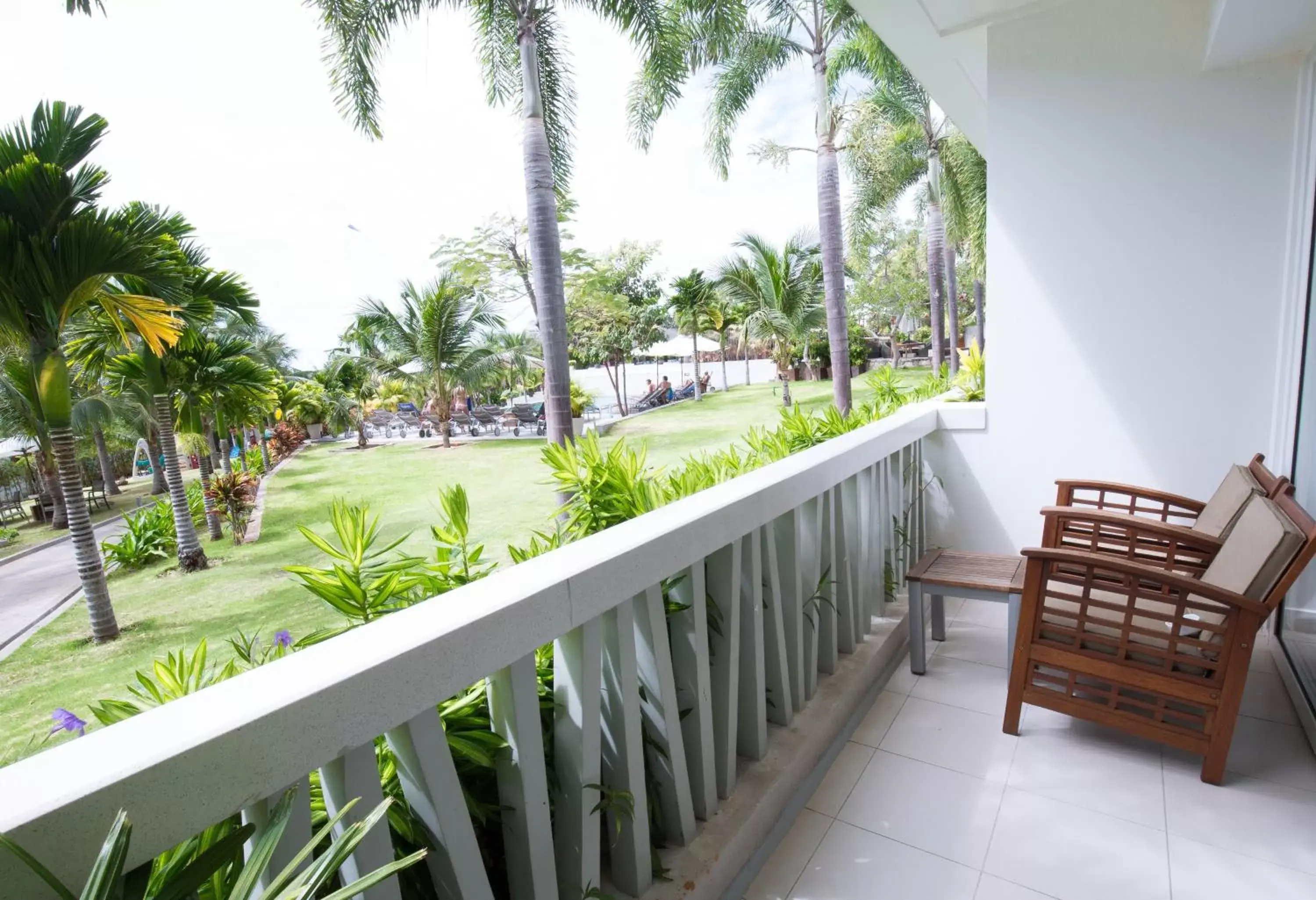 Pool view in The Cliff Resort & Residences Pool view in The Cliff Resort & Residences