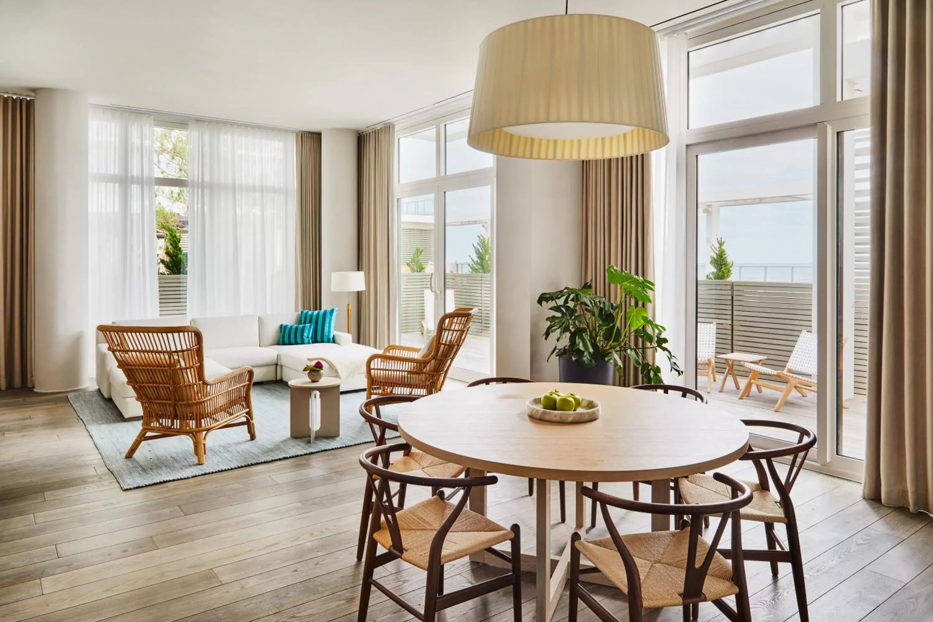 Living room in Asbury Ocean Club Hotel