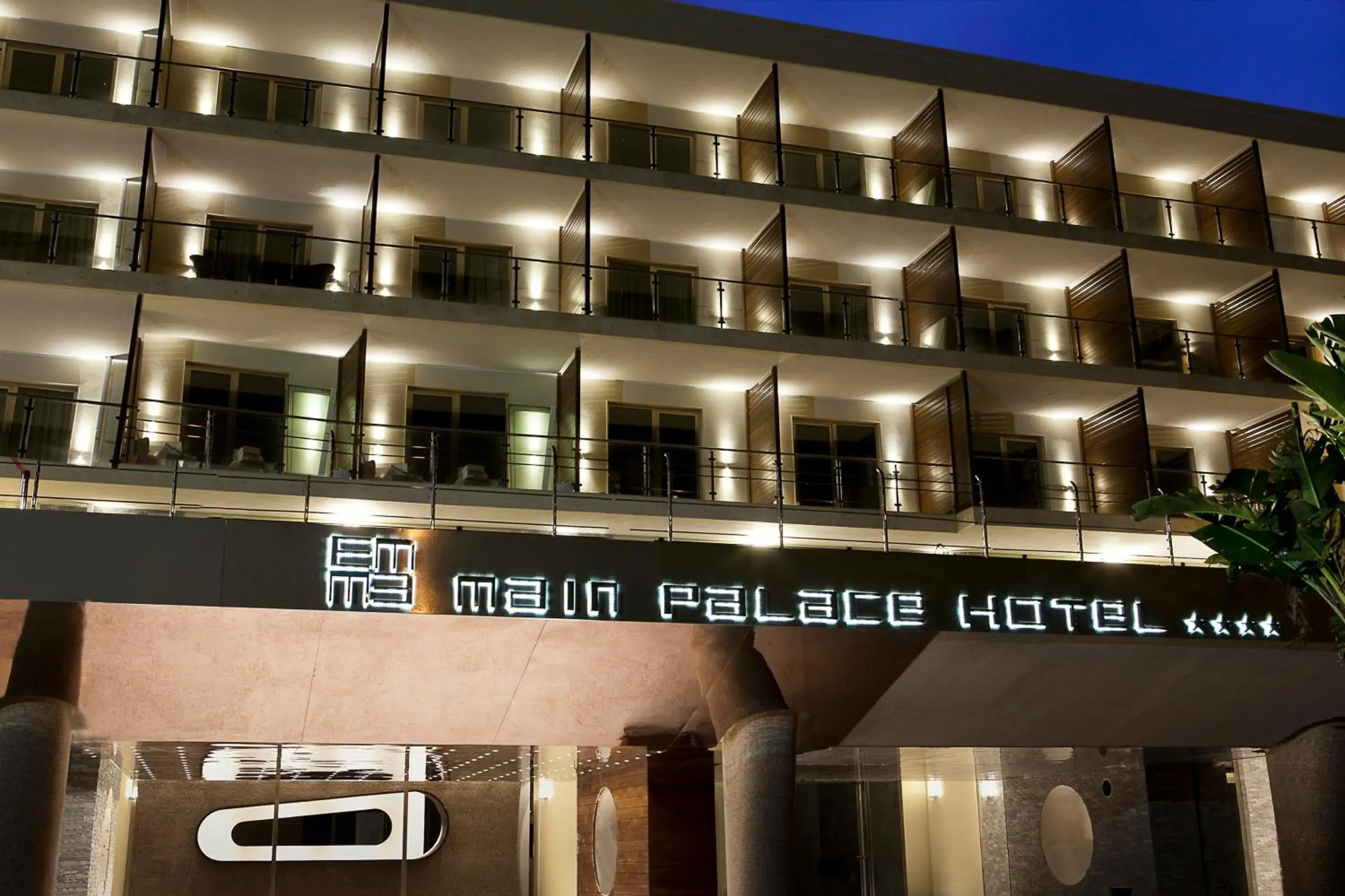 Facade/entrance, Property Building in Main Palace Hotel